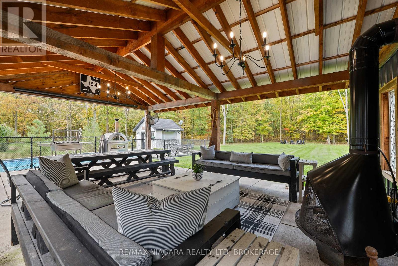 51268 Tunnacliffe Road S, Wainfleet, Ontario  L0S 1V0 - Photo 7 - X12742392