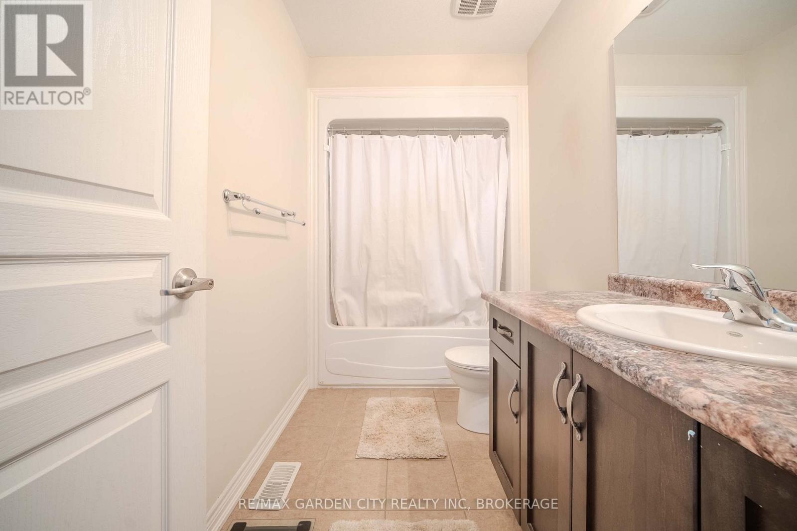 37 Durksen Drive, St. Catharines, Ontario  L2R 0A7 - Photo 15 - X12742412