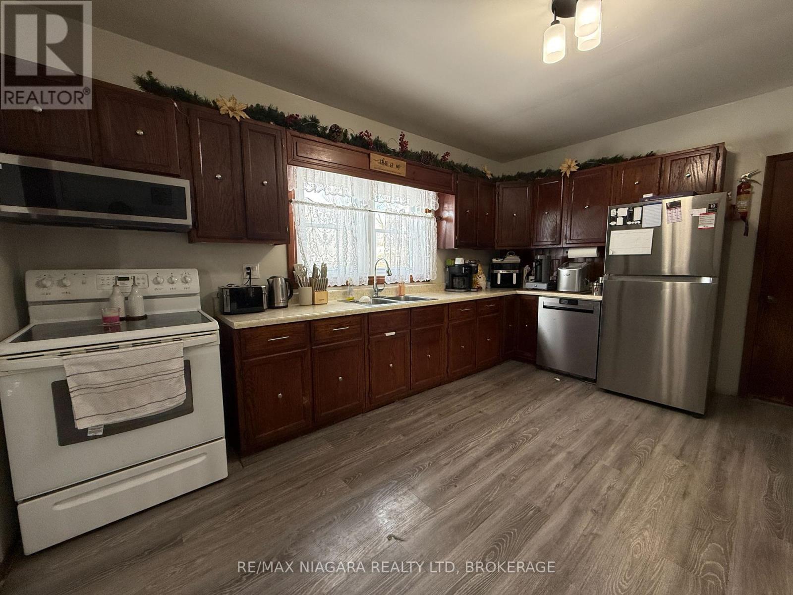 87 Lavinia Street, Fort Erie, Ontario  L2A 2C9 - Photo 12 - X12742448