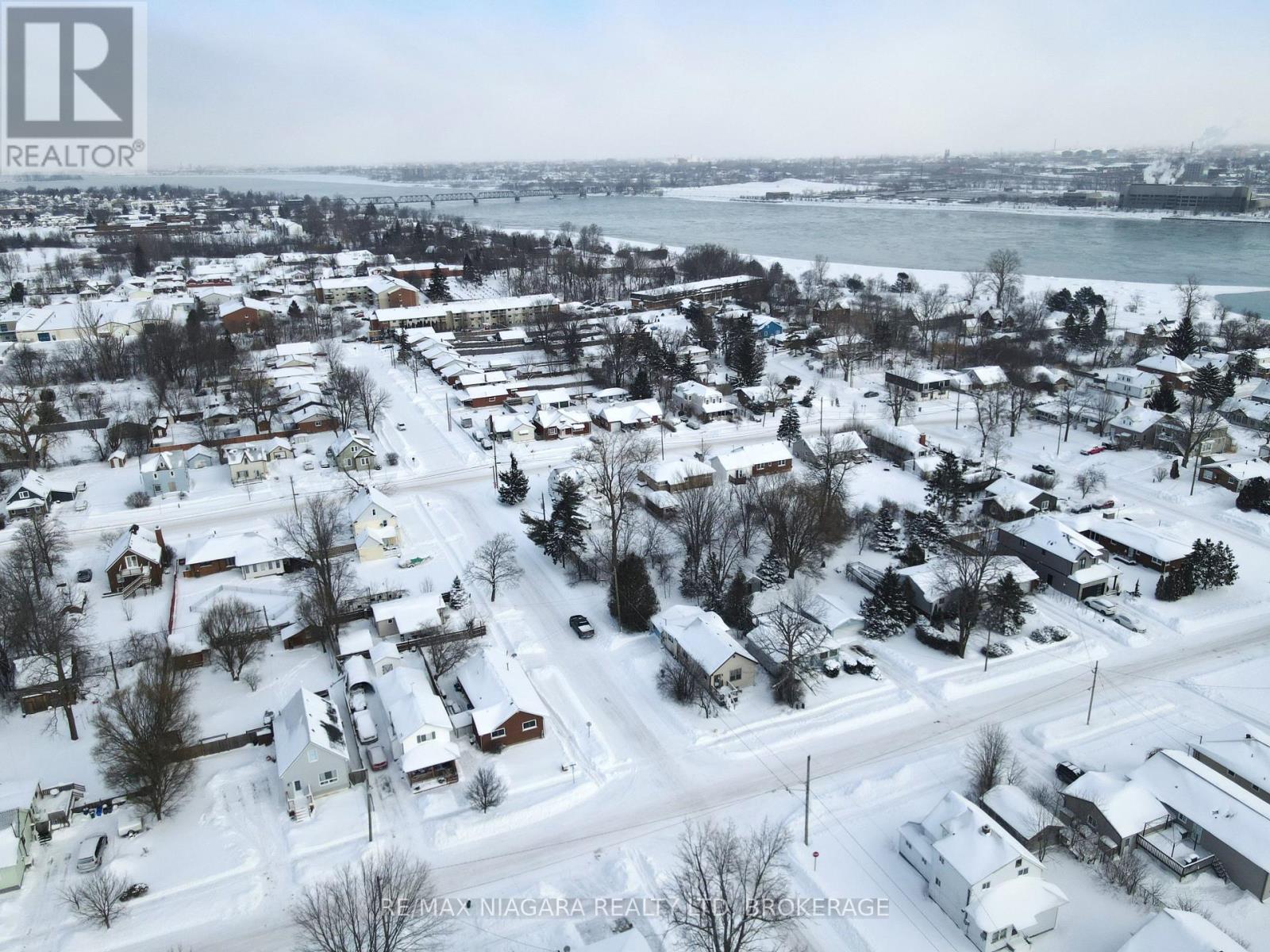 87 Lavinia Street, Fort Erie (Central), Ontario  L2A 2C9 - Photo 24 - X12742448