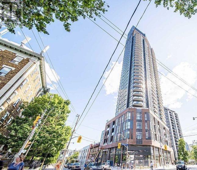 1005 - 159 WELLESLEY STREET E, Toronto, Ontario