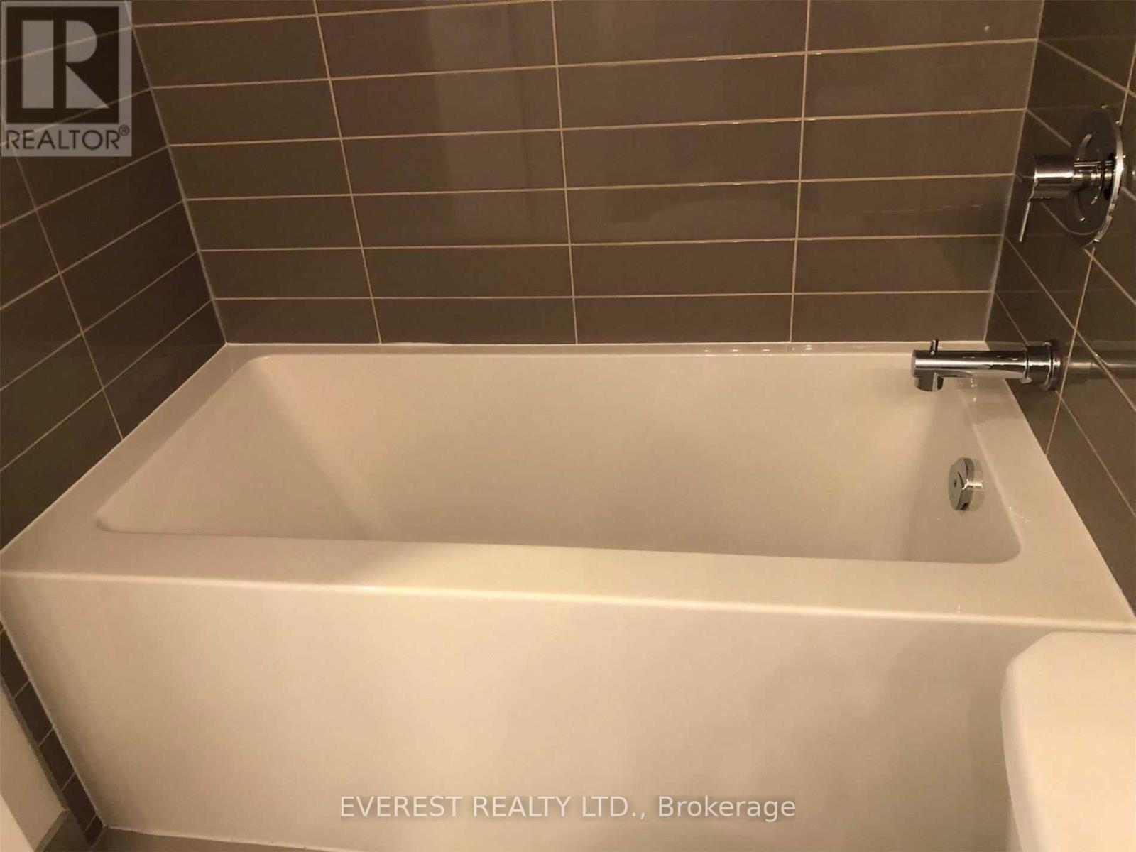 1005 - 159 Wellesley Street E, Toronto, Ontario  M4Y 0H5 - Photo 10 - C12741924