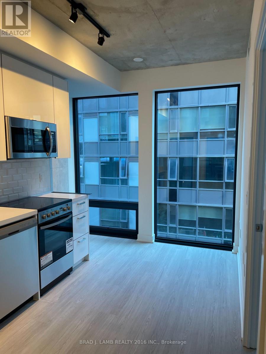 908 - 284 King Street, Toronto, Ontario  M5A 1K4 - Photo 2 - C12742246