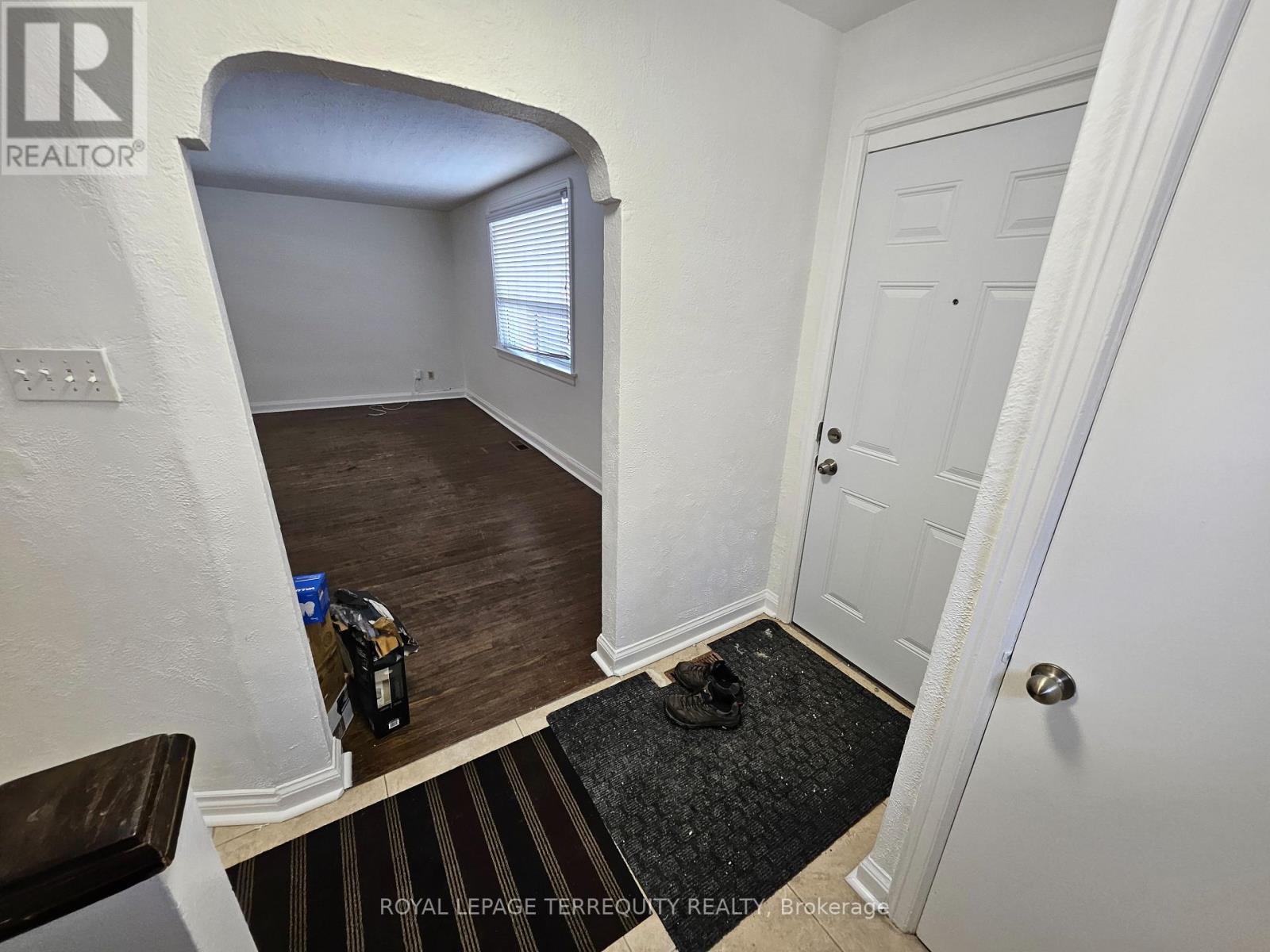 557 Lawrence Avenue W, Toronto, Ontario  M6A 1A5 - Photo 12 - C12742314