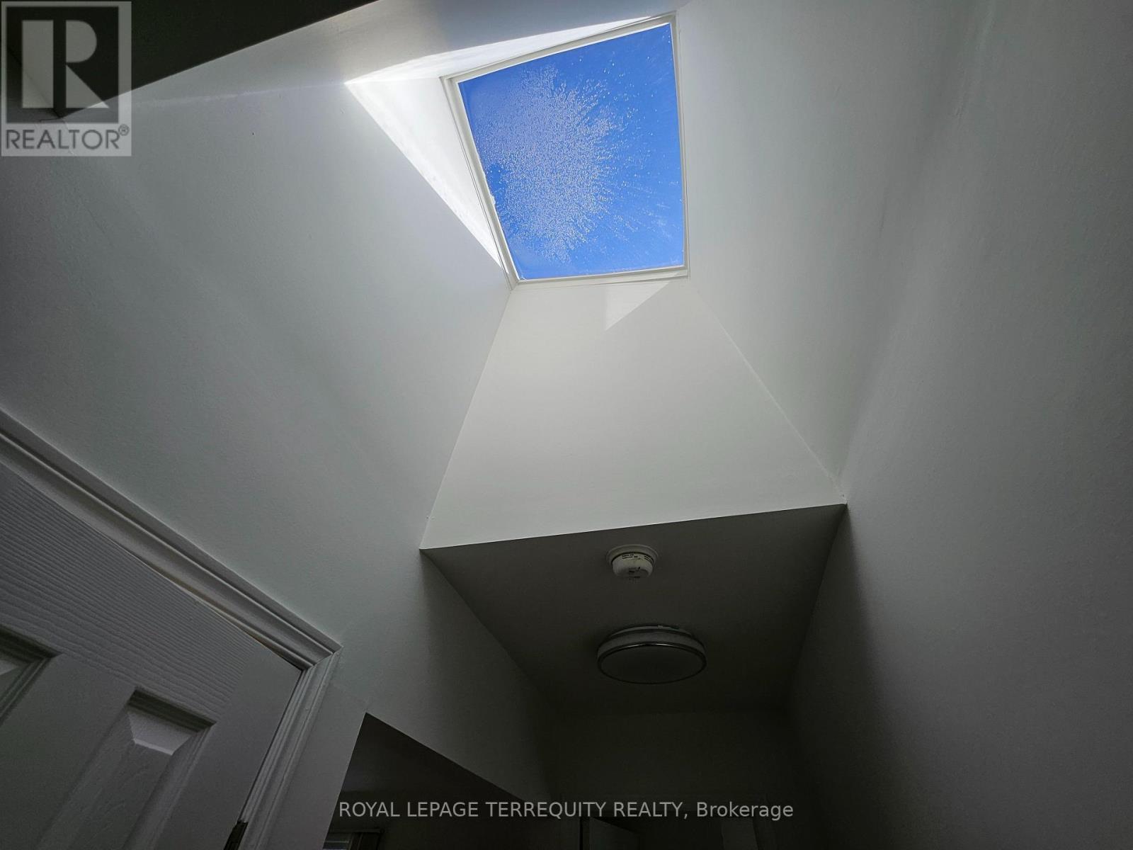 557 Lawrence Avenue W, Toronto, Ontario  M6A 1A5 - Photo 32 - C12742314