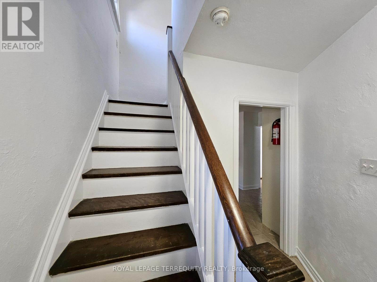 557 Lawrence Avenue W, Toronto, Ontario  M6A 1A5 - Photo 37 - C12742314