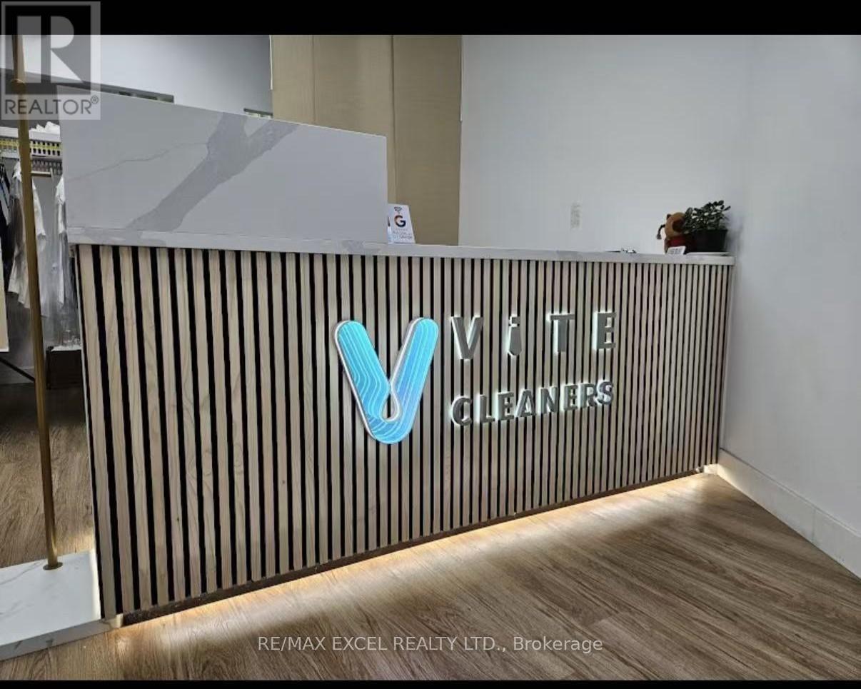 106 - 1 Toronto Street, Toronto, Ontario  M5C 2V6 - Photo 4 - C12742338