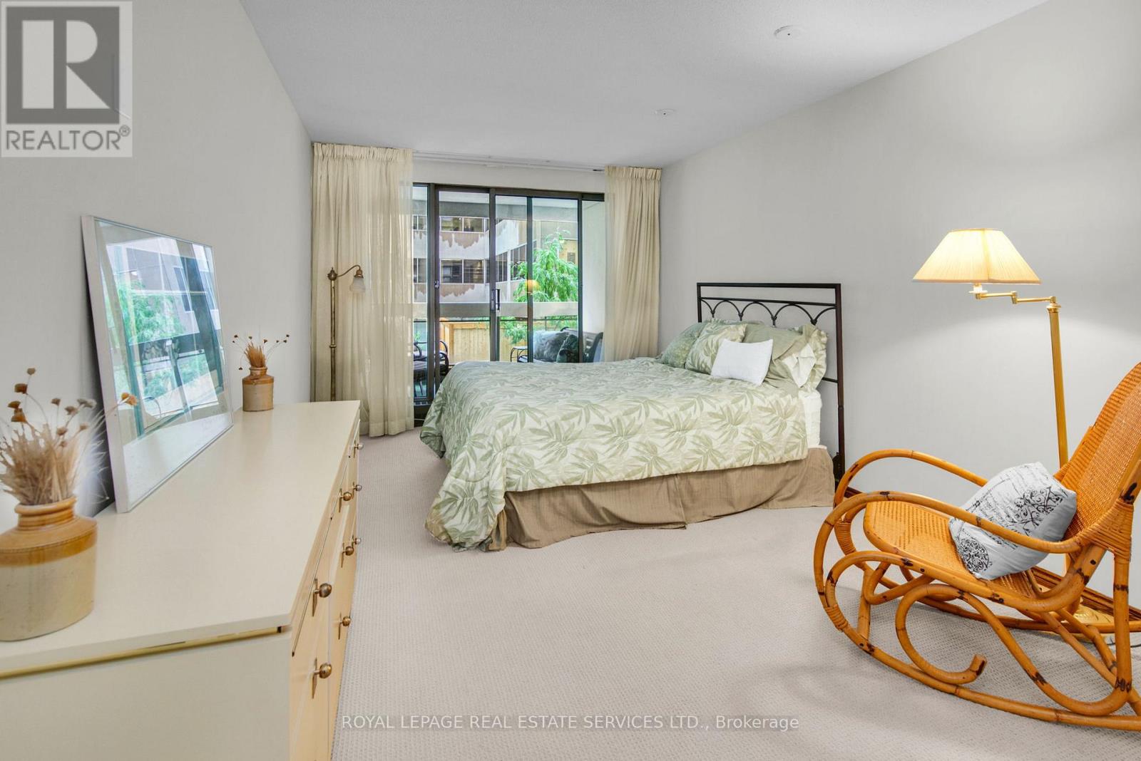 205 - 61 St Clair Avenue W, Toronto, Ontario  M4V 2Y8 - Photo 26 - C12742432