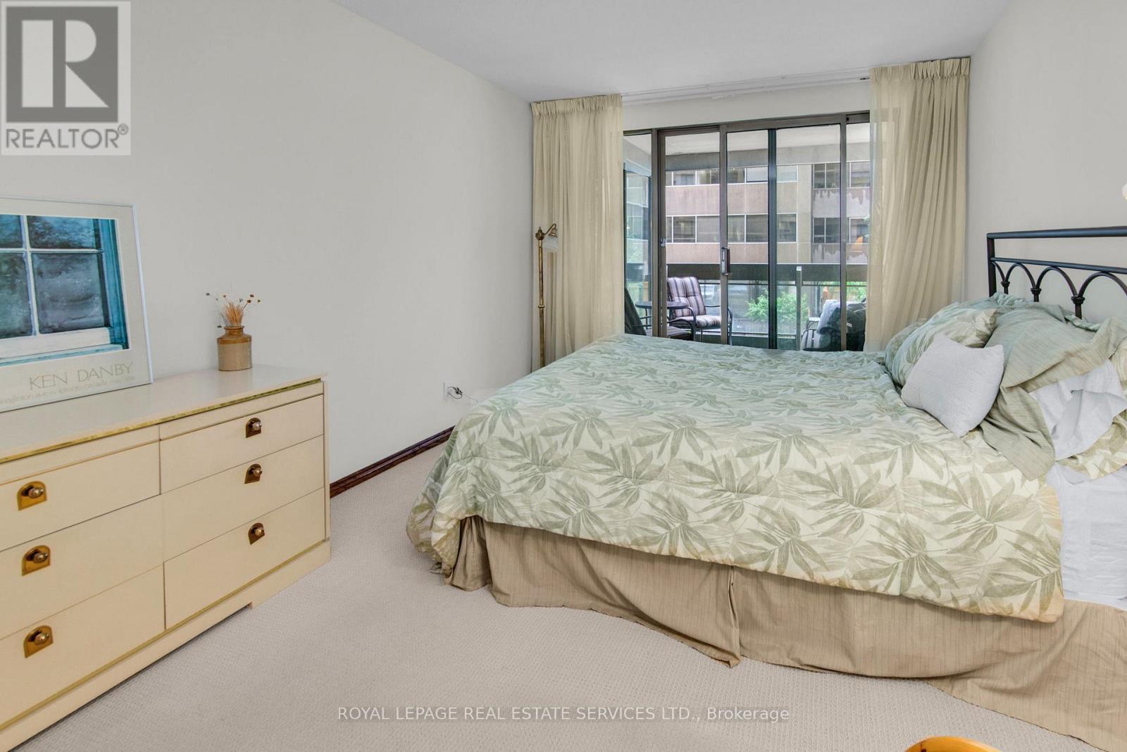 205 - 61 St Clair Avenue W, Toronto, Ontario  M4V 2Y8 - Photo 28 - C12742432