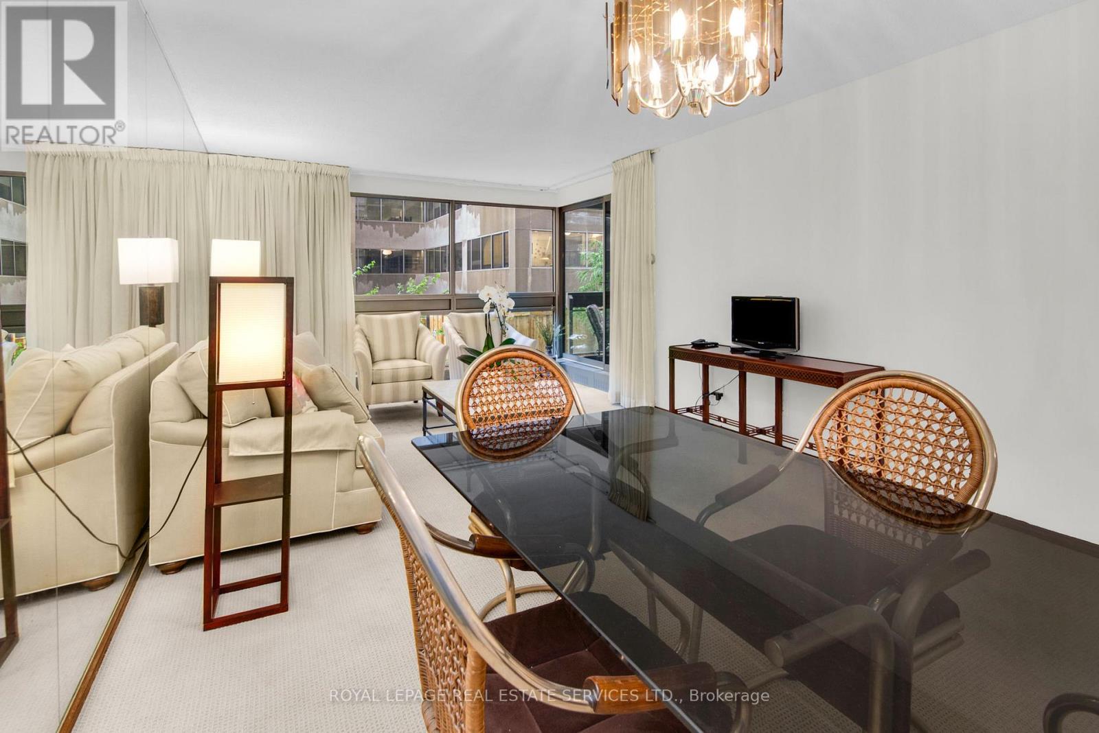 205 - 61 St Clair Avenue W, Toronto, Ontario  M4V 2Y8 - Photo 9 - C12742432