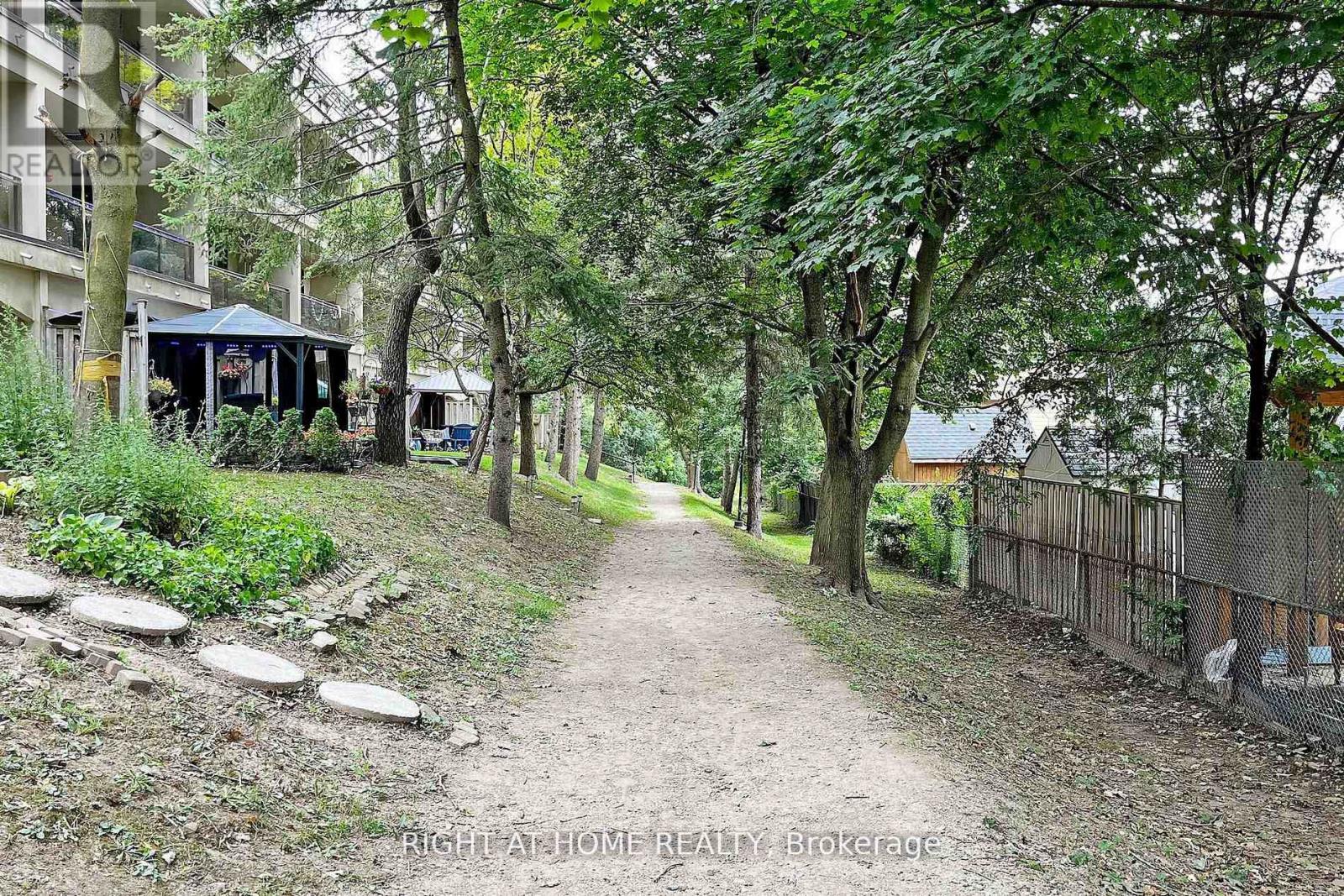 22 - 25 Pebble Byway, Toronto, Ontario  M2H 3J6 - Photo 33 - C12742504