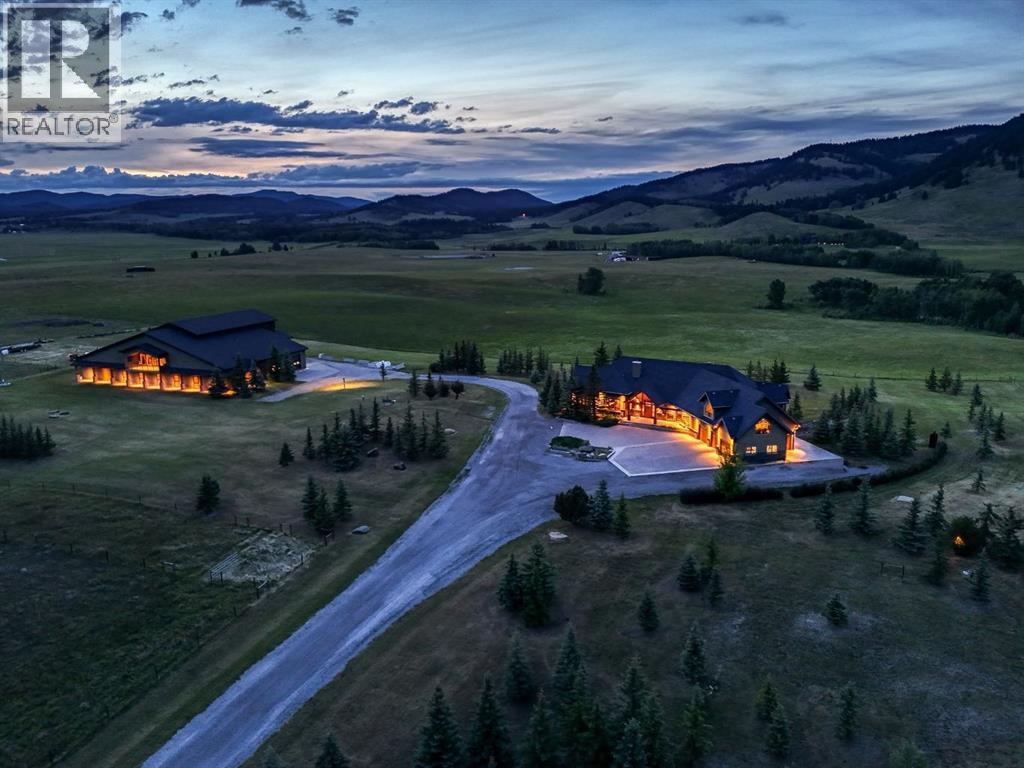 264390 Forestry Trunk Road, Rural Rocky View County, Alberta  T4C 1B7 - Photo 3 - A2235308