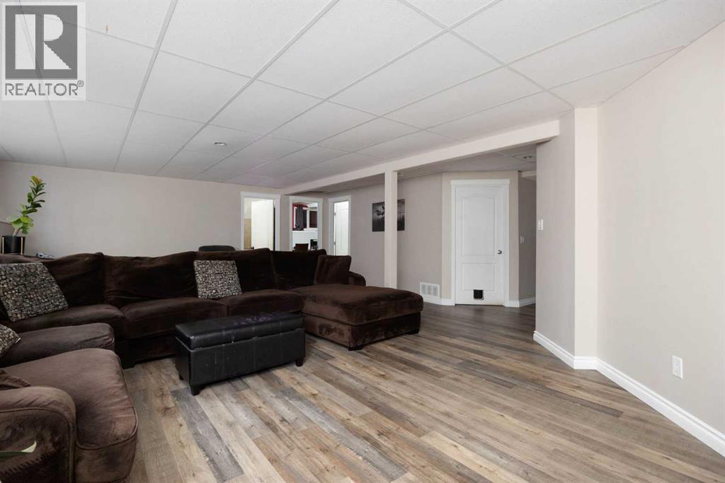 157 Archibald Close, Fort Mcmurray, Alberta  T9K 2N2 - Photo 25 - A2267533