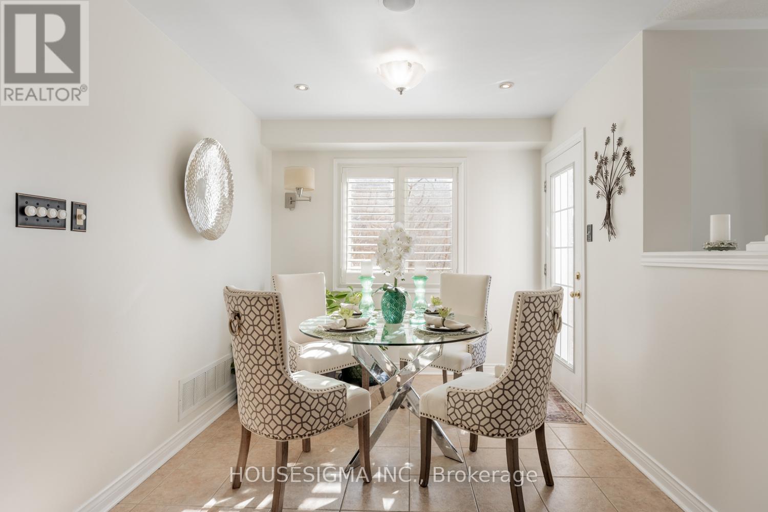 123 Root Crescent, Ajax, Ontario  L1T 4L5 - Photo 11 - E12742408