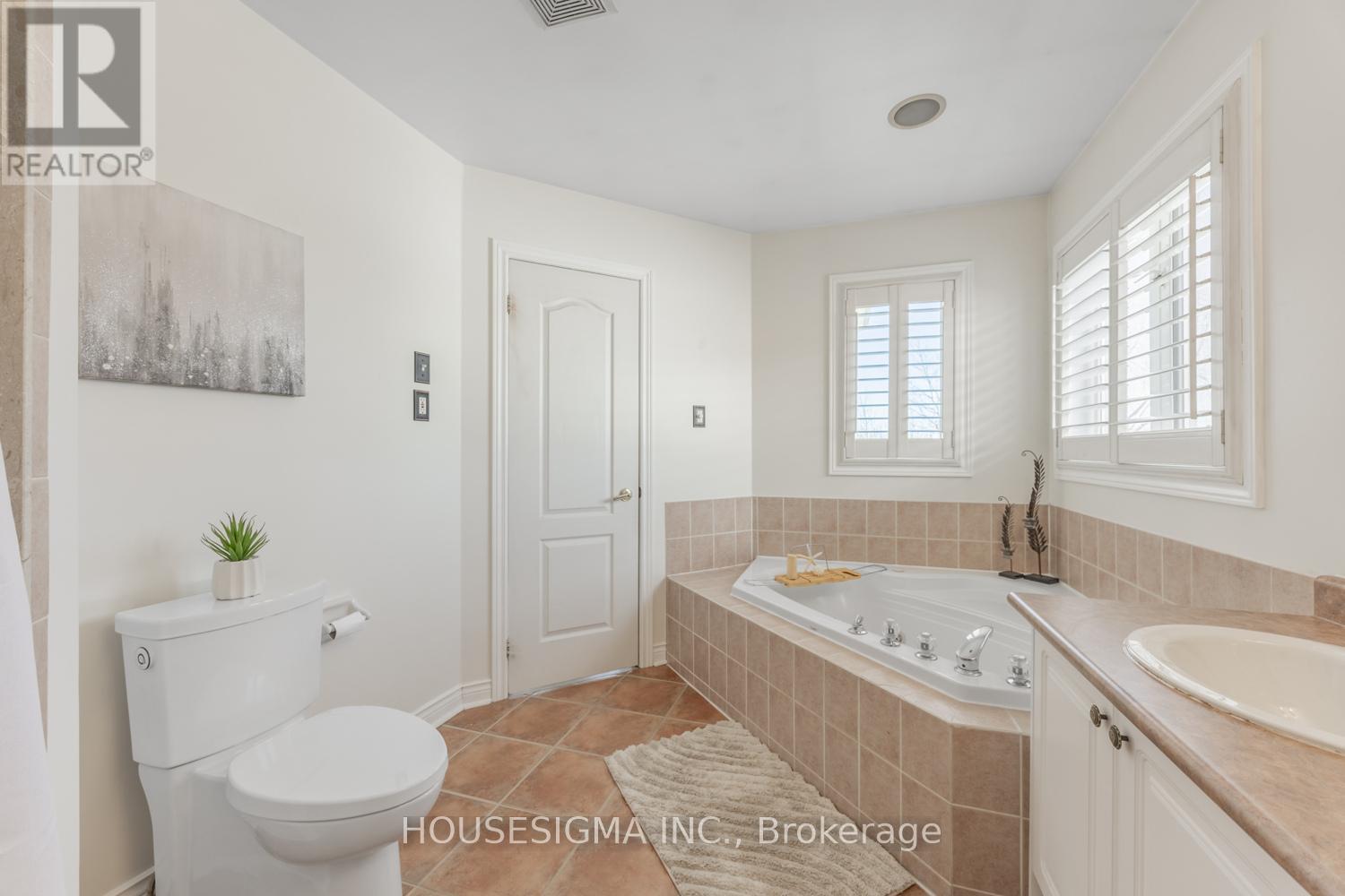 123 Root Crescent, Ajax, Ontario  L1T 4L5 - Photo 30 - E12742408