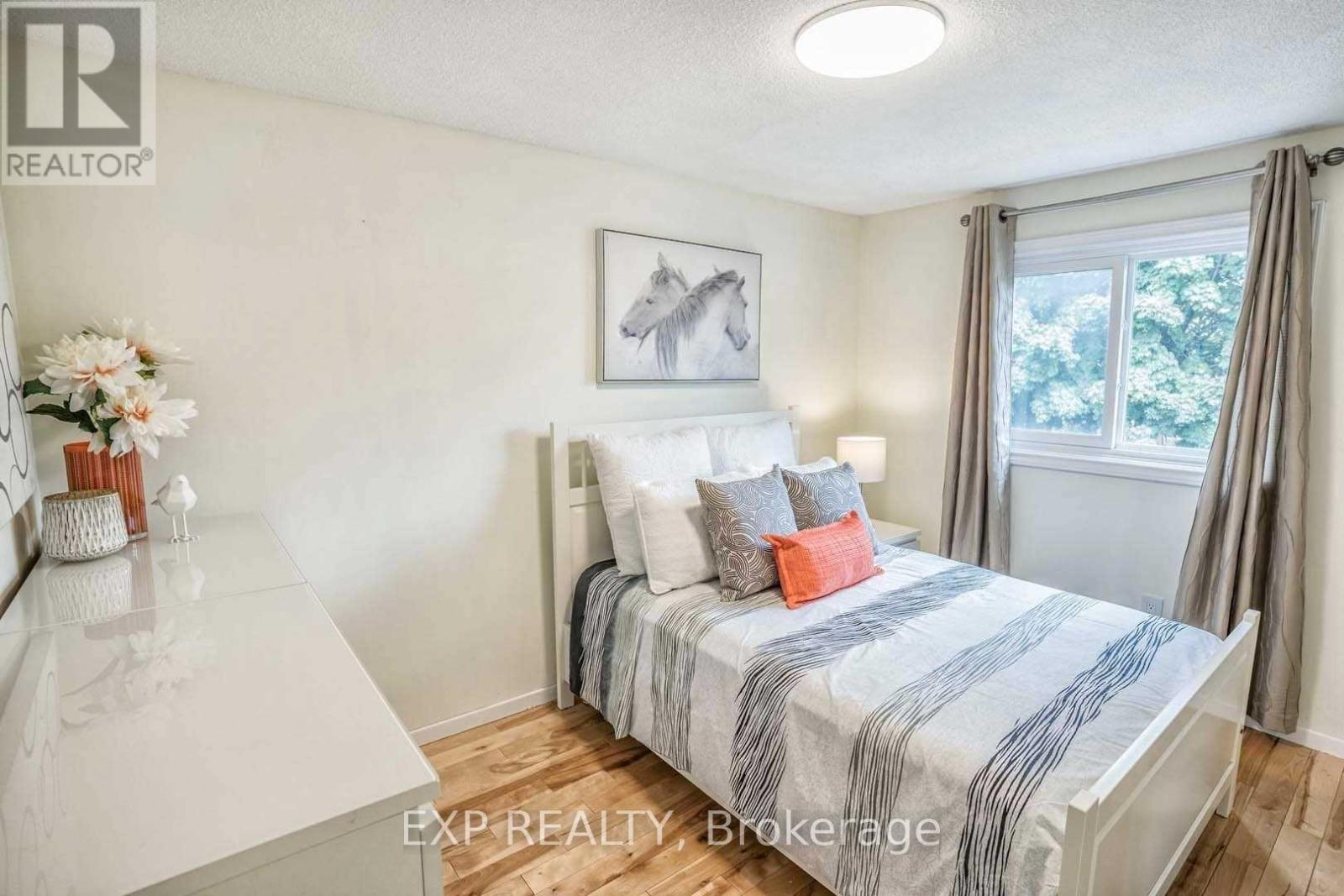 63 Barrett Crescent, Ajax, Ontario  L1T 2C5 - Photo 7 - E12742422