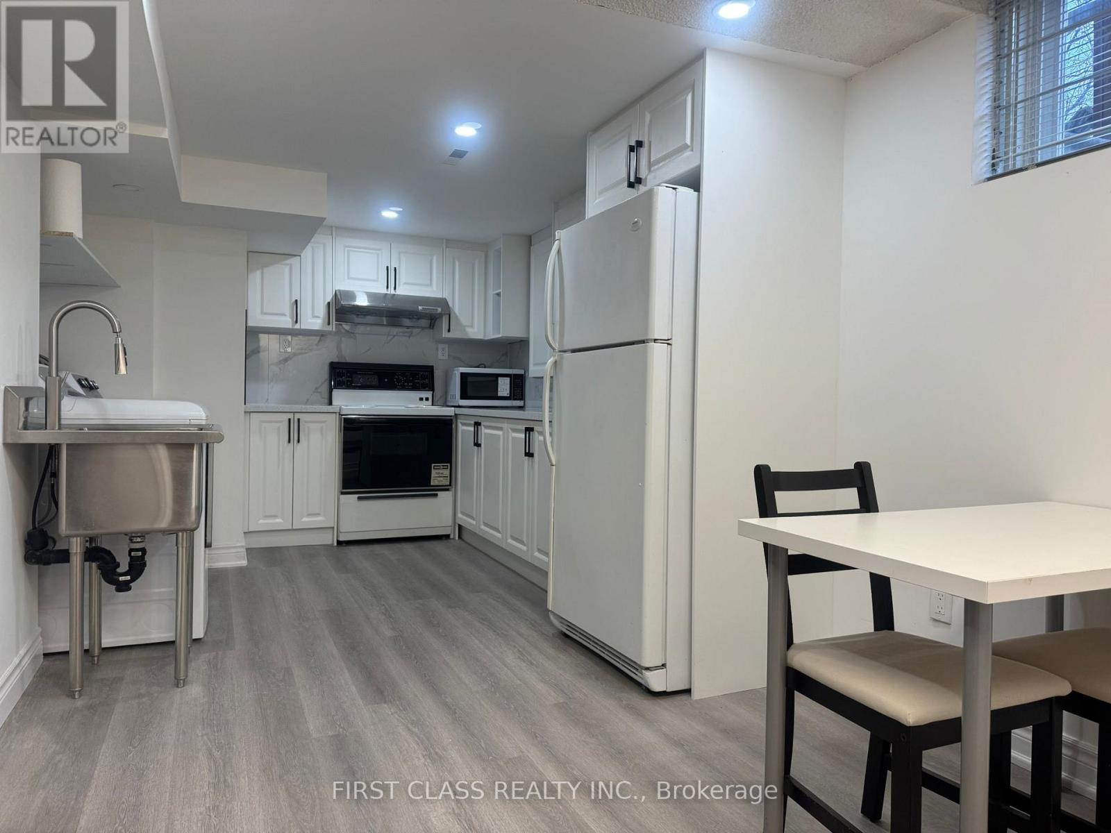 Bsmt - 126 Haven Hill Square, Toronto, Ontario  M1V 1M5 - Photo 3 - E12742430