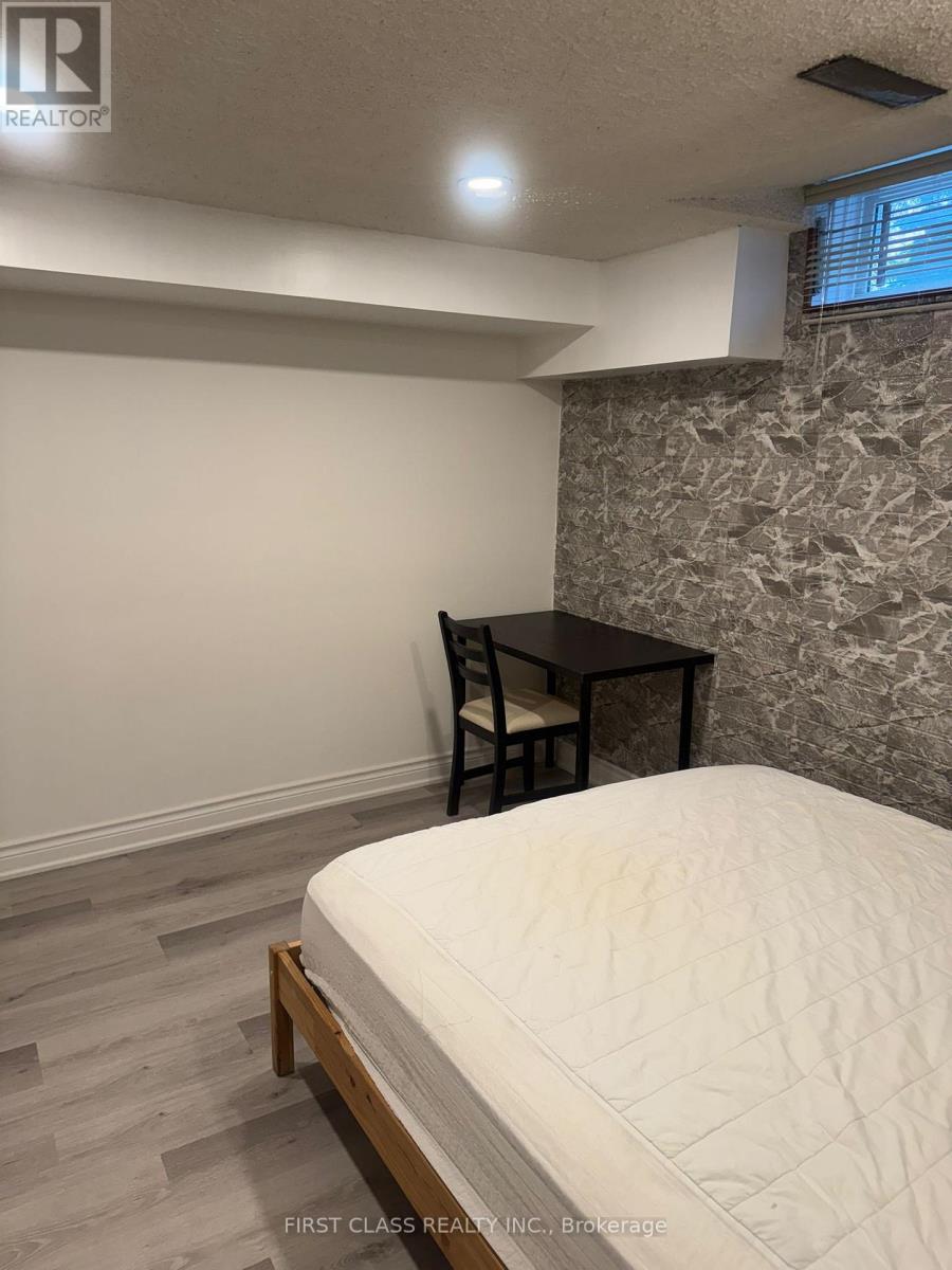 Bsmt - 126 Haven Hill Square, Toronto, Ontario  M1V 1M5 - Photo 8 - E12742430