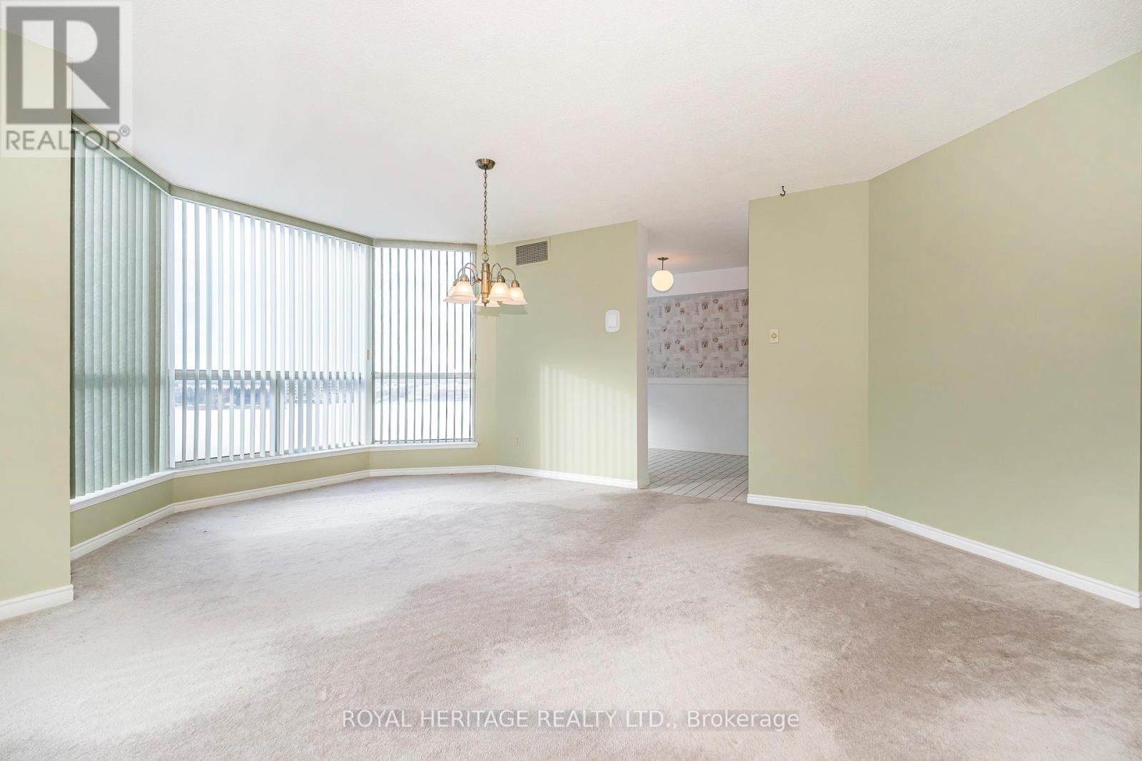 901 - 360 Watson Street W, Whitby, Ontario  L1N 9G2 - Photo 3 - E12742498