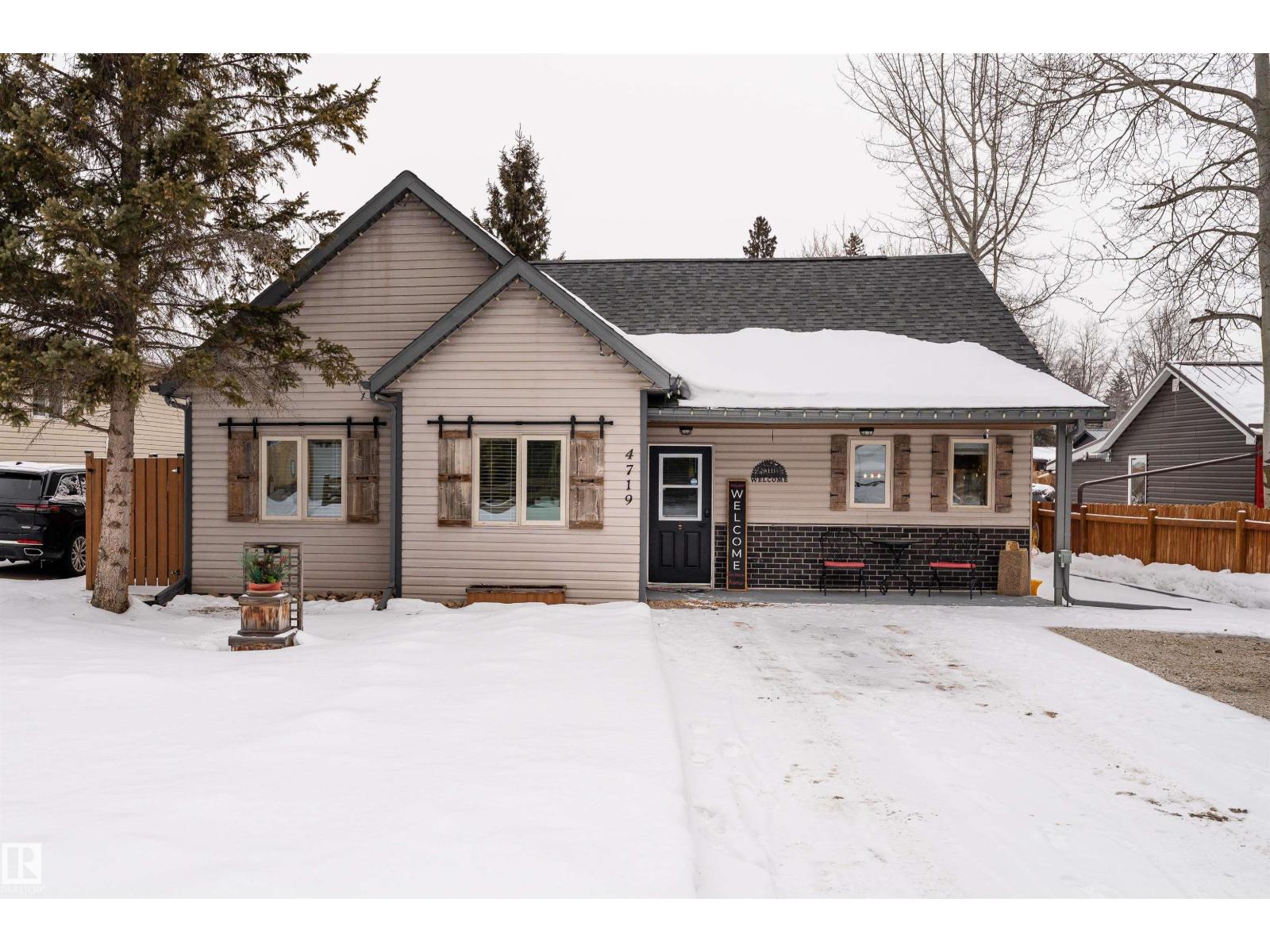 4719 52A ST, Rural Lac Ste. Anne County, Alberta