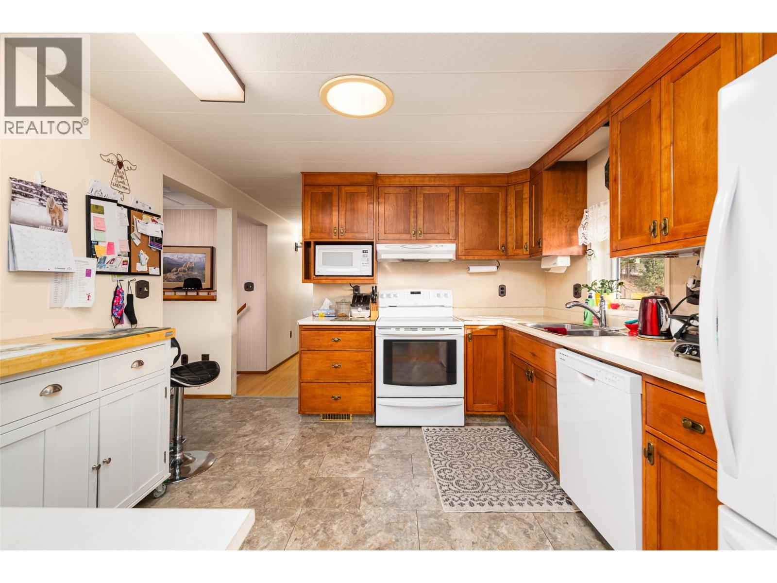 3621 Masuch Road, Erickson, British Columbia  V0B 1G1 - Photo 10 - 10373902