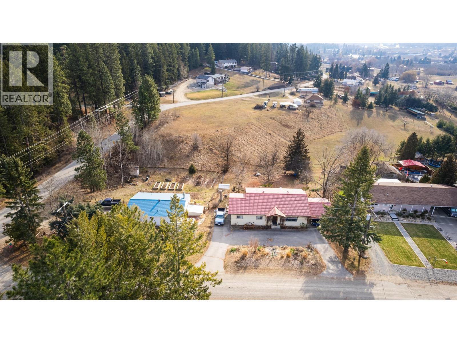 3621 Masuch Road, Erickson, British Columbia  V0B 1G1 - Photo 4 - 10373902