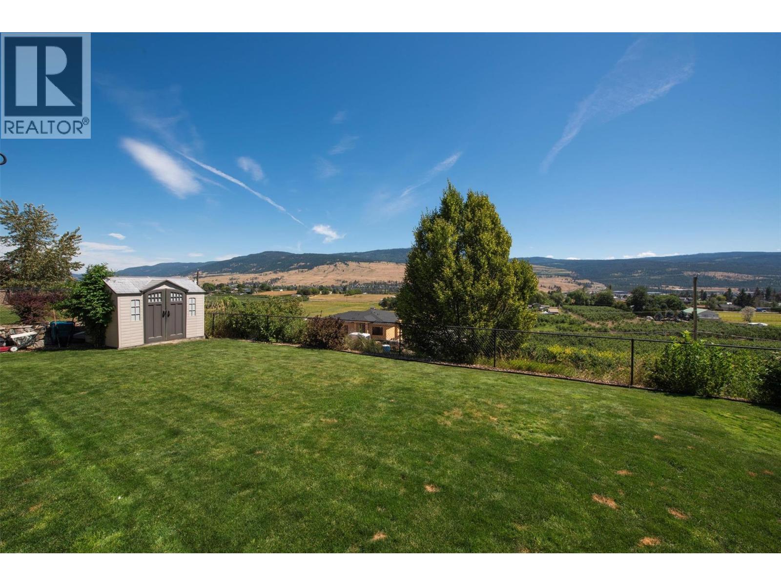 9761 Crofton Road, Lake Country, British Columbia V4V 2S1 - Photo 40 - 10374312