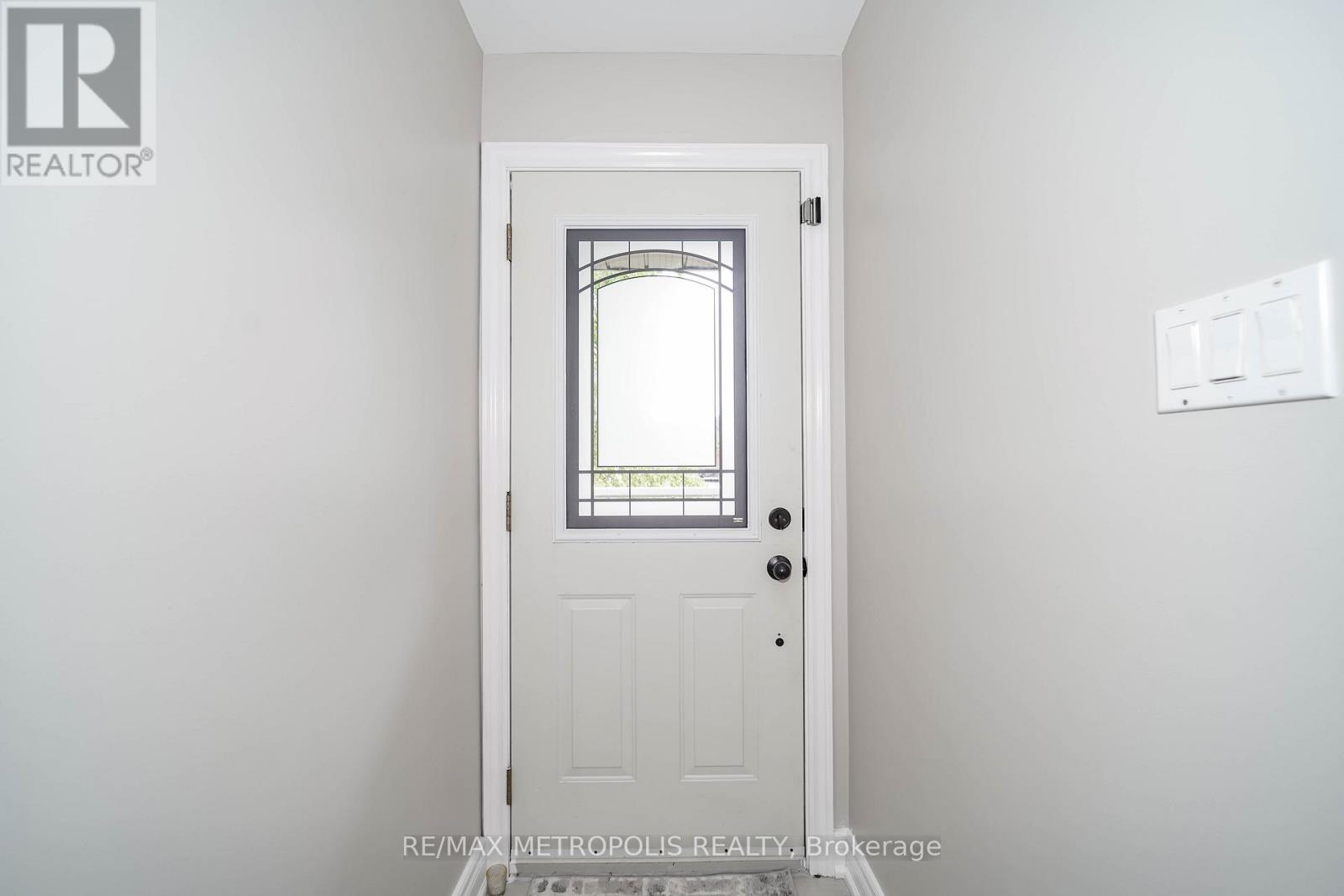 23 Hawman Avenue, King (Nobleton), Ontario  L0G 1N0 - Photo 16 - N12742264