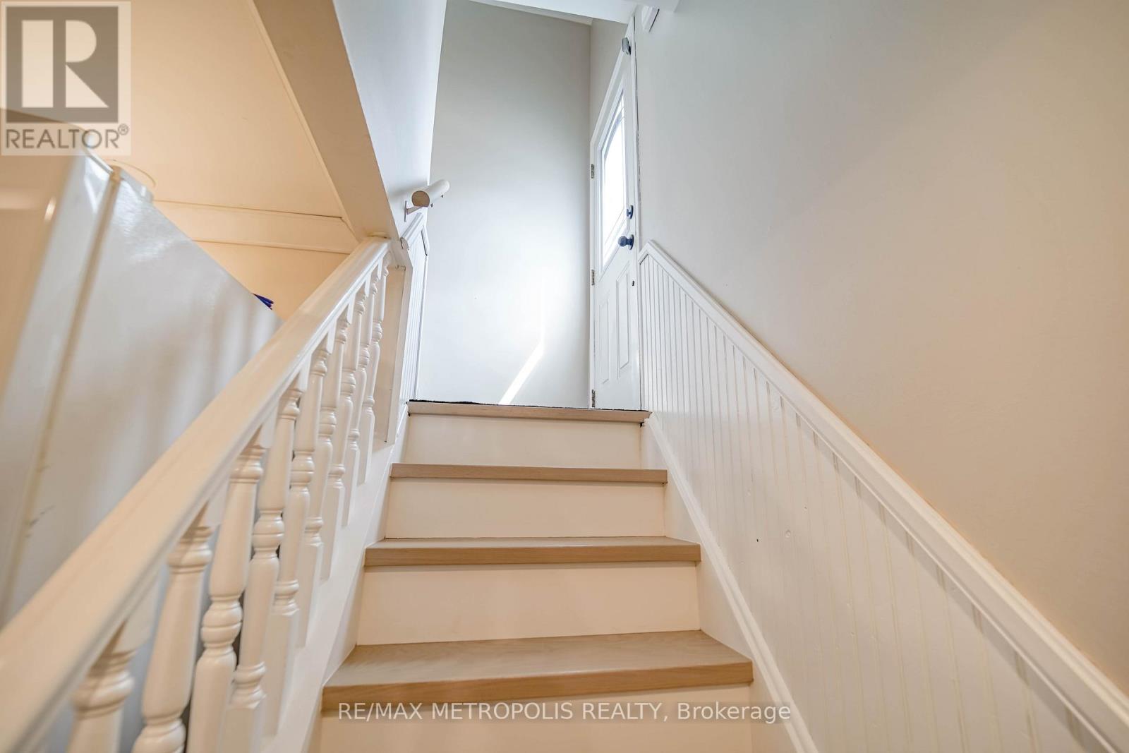 23 Hawman Avenue, King (Nobleton), Ontario  L0G 1N0 - Photo 36 - N12742264