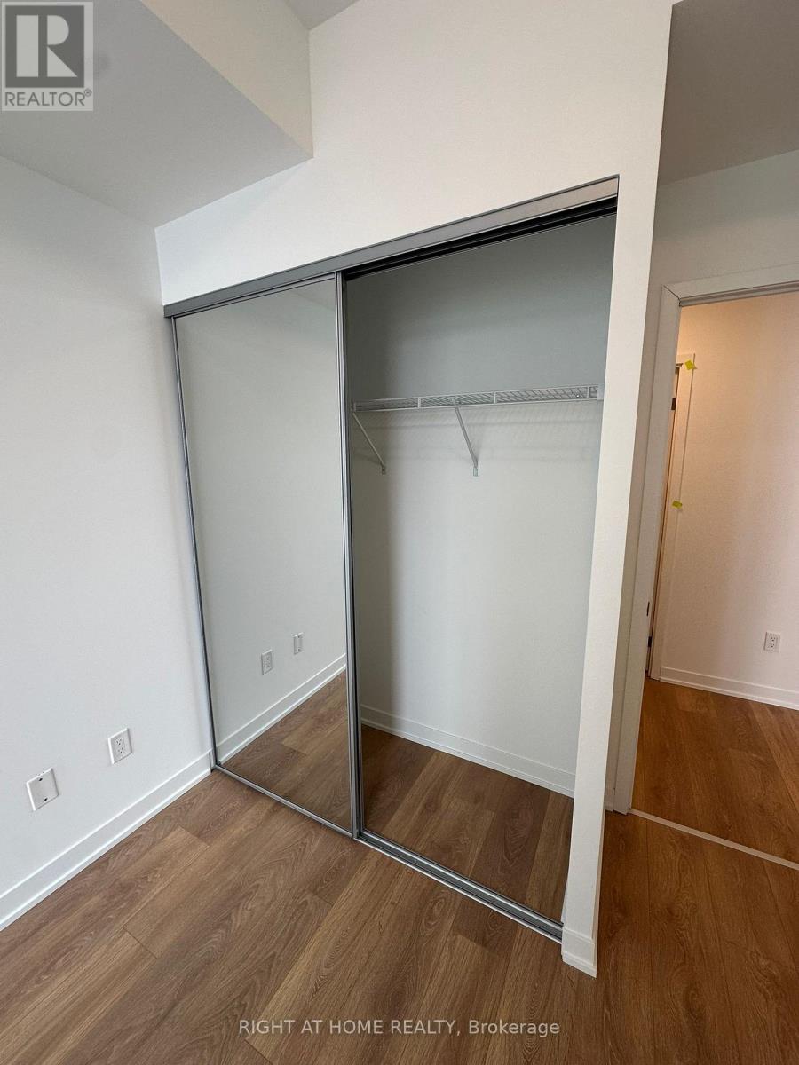 1232 - 498 Caldari Road, Vaughan, Ontario  L4K 0R6 - Photo 2 - N12742494