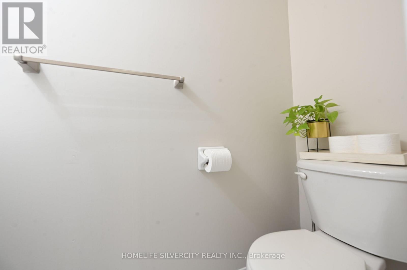 6 Truscott Avenue, Georgina, Ontario  L4P 0B3 - Photo 35 - N12742496