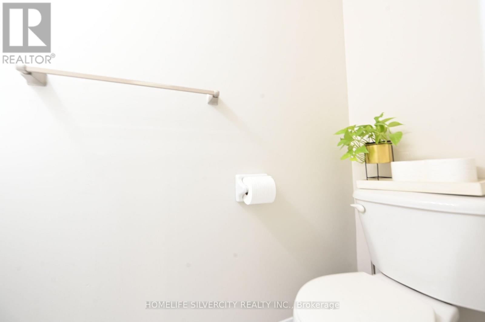 6 Truscott Avenue, Georgina, Ontario  L4P 0B3 - Photo 36 - N12742496