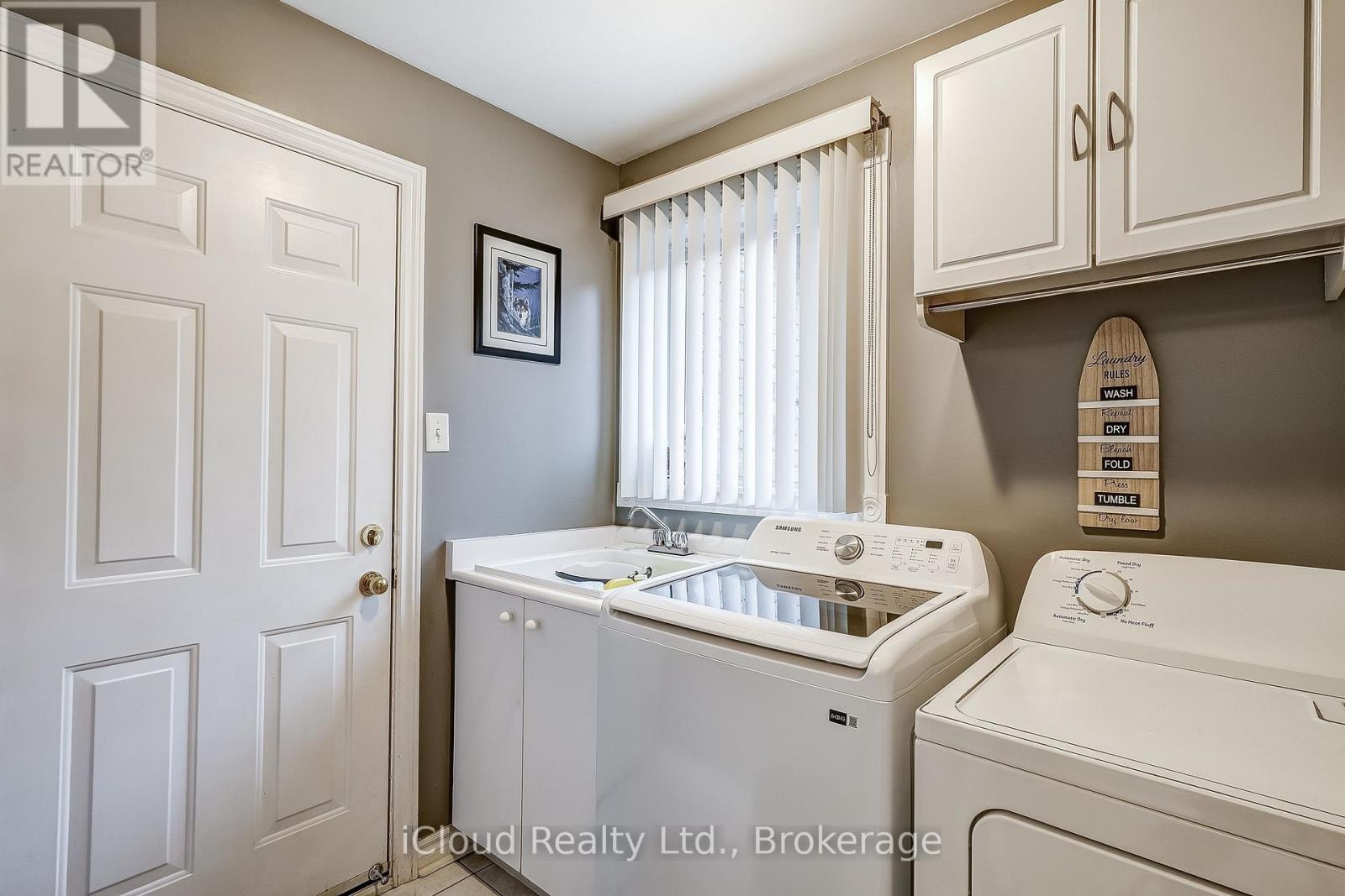 9 Timothy Lane S, Barrie, Ontario  L4N 0Z7 - Photo 13 - S12742436