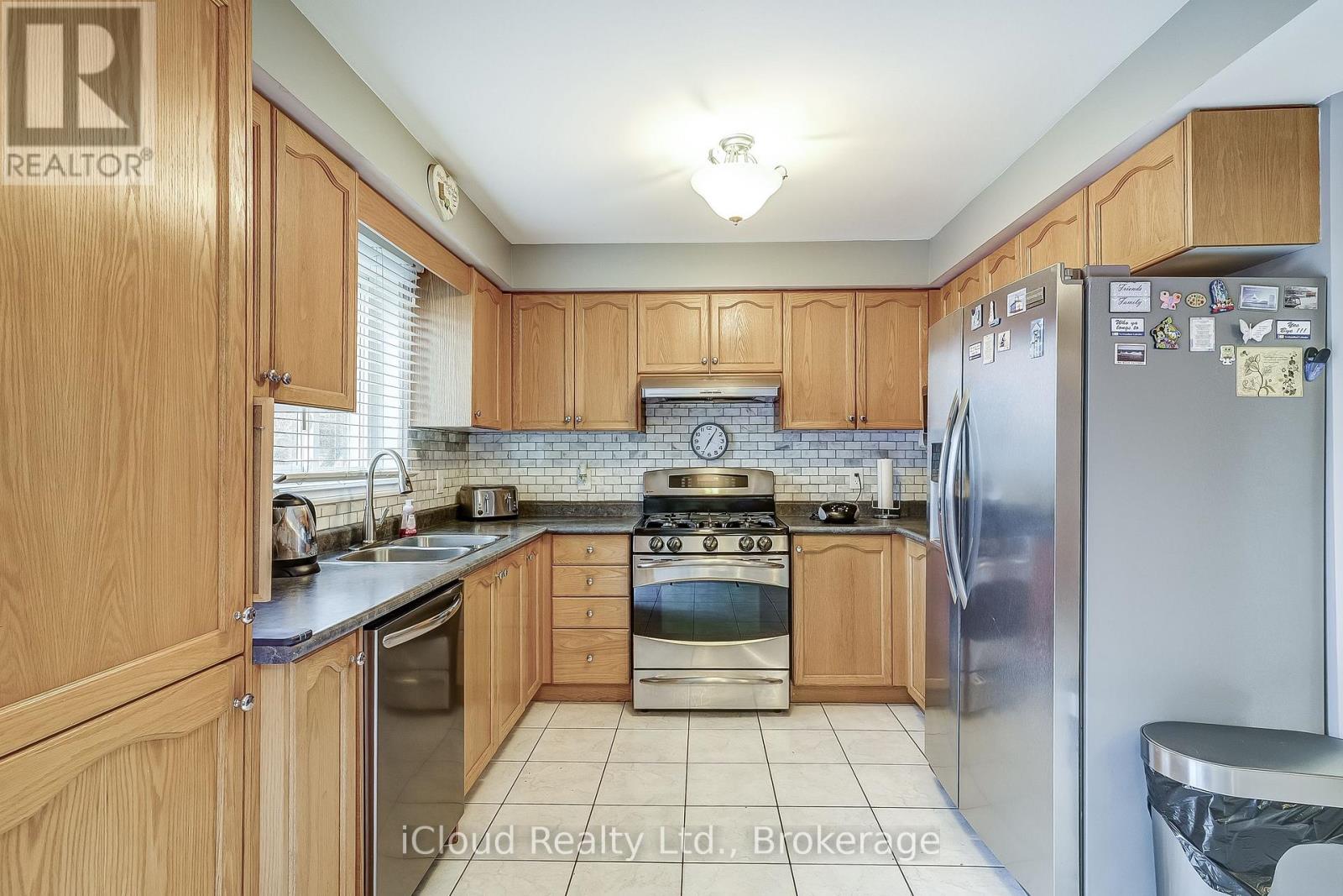 9 Timothy Lane S, Barrie, Ontario  L4N 0Z7 - Photo 17 - S12742436