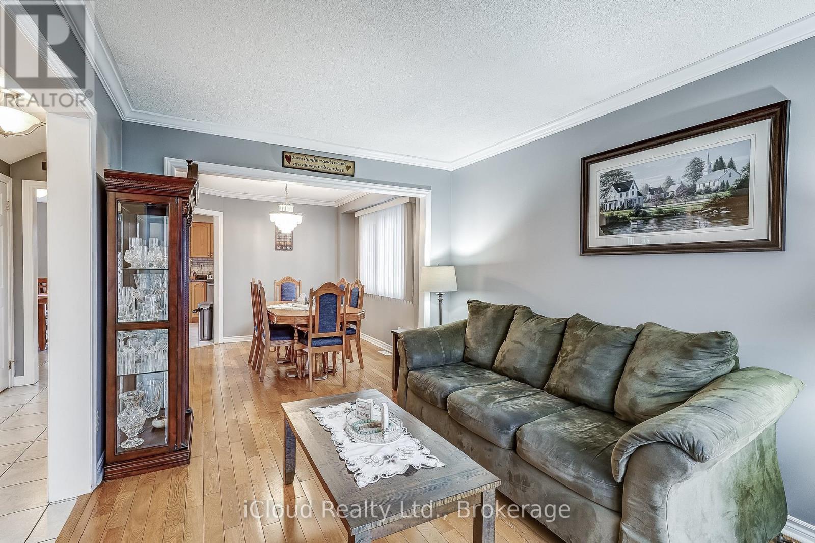 9 Timothy Lane S, Barrie, Ontario  L4N 0Z7 - Photo 6 - S12742436