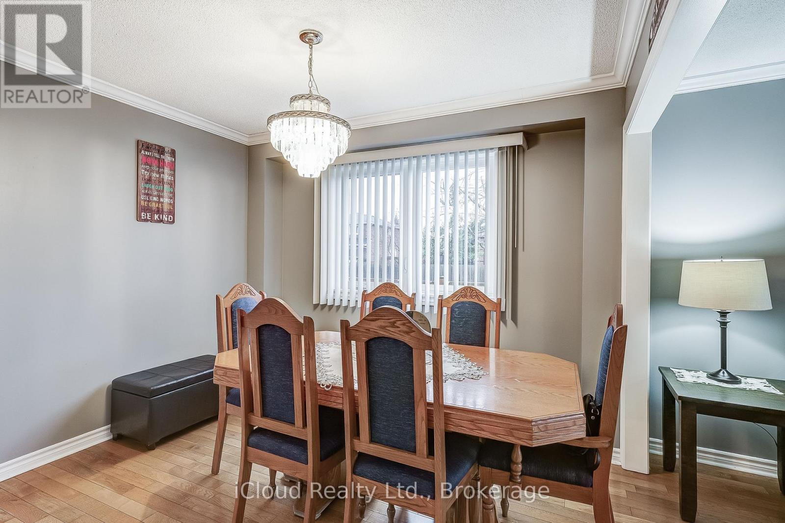 9 Timothy Lane S, Barrie, Ontario  L4N 0Z7 - Photo 9 - S12742436