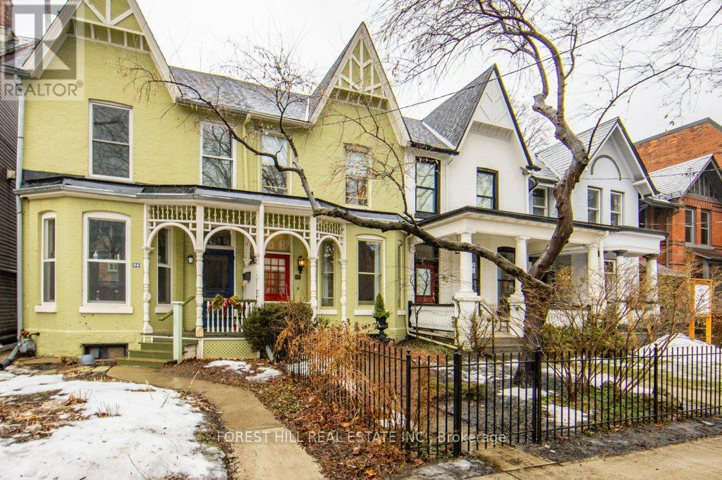 92 WILLCOCKS STREET, Toronto, Ontario