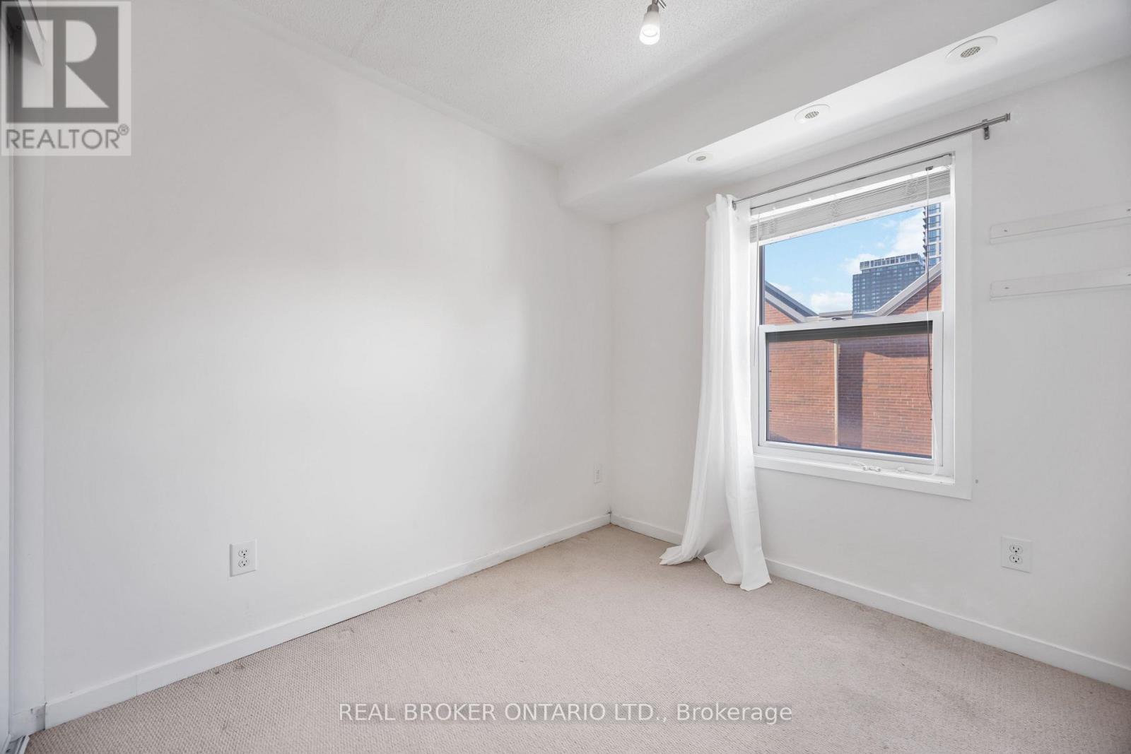 6 - 23 Frances Loring Lane, Toronto, Ontario  M4M 3E8 - Photo 11 - E12741854