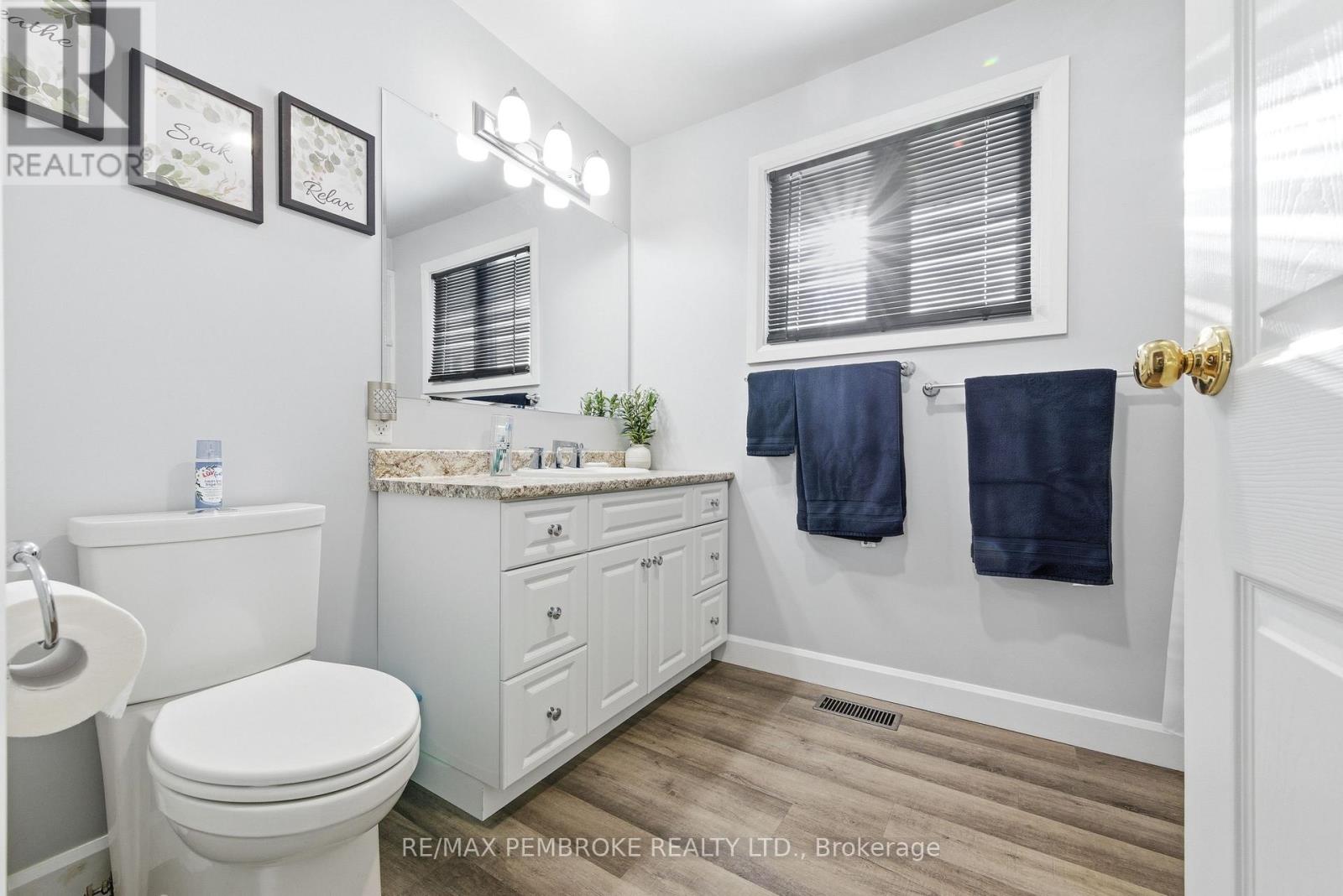 229 Holiday Lane, North Algona Wilberforce, Ontario  K0J 1T0 - Photo 35 - X12637280