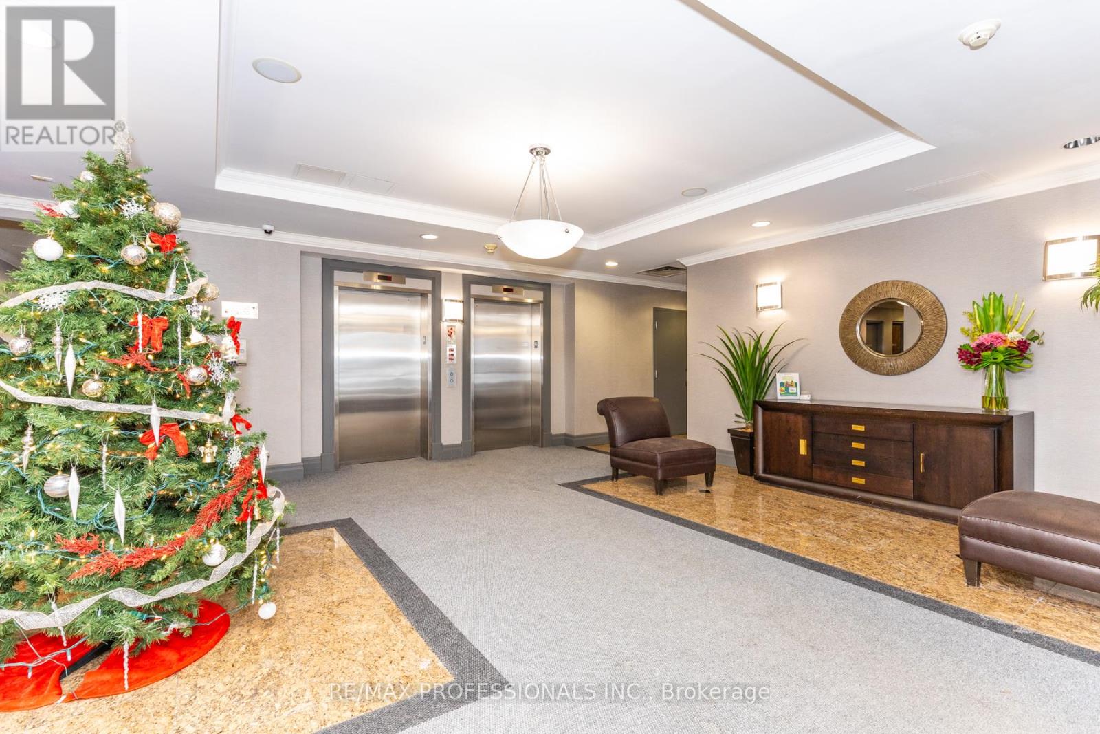 1004 - 2772 Keele Street, Toronto, Ontario  M3M 0A3 - Photo 4 - W12742294