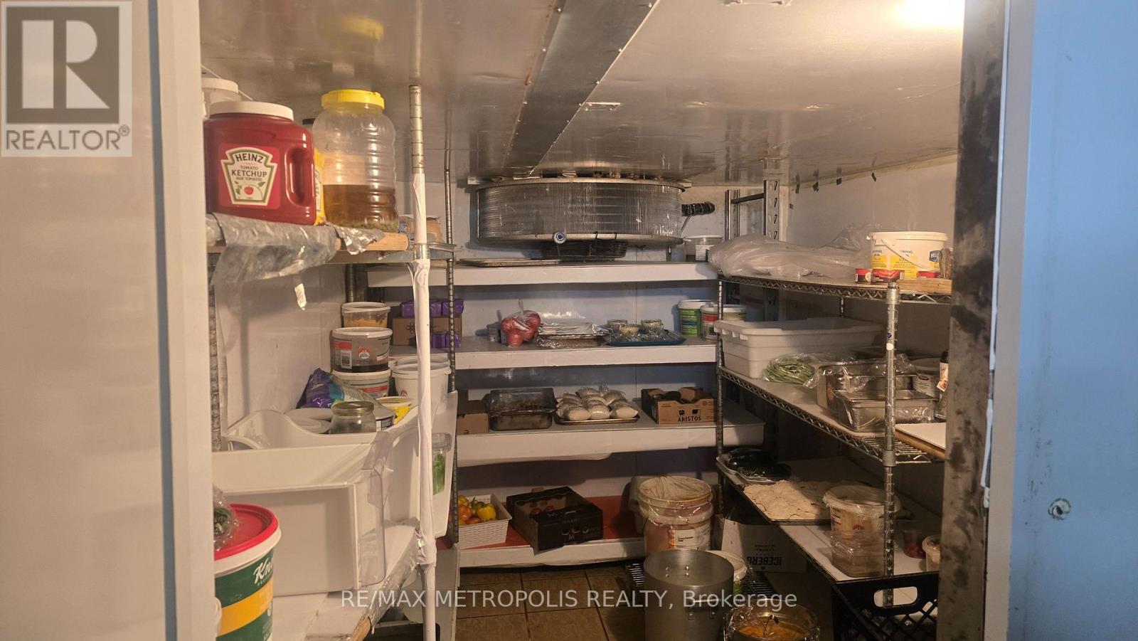 2372 Bloor Street W, Toronto, Ontario  M6S 1P5 - Photo 21 - W12742308