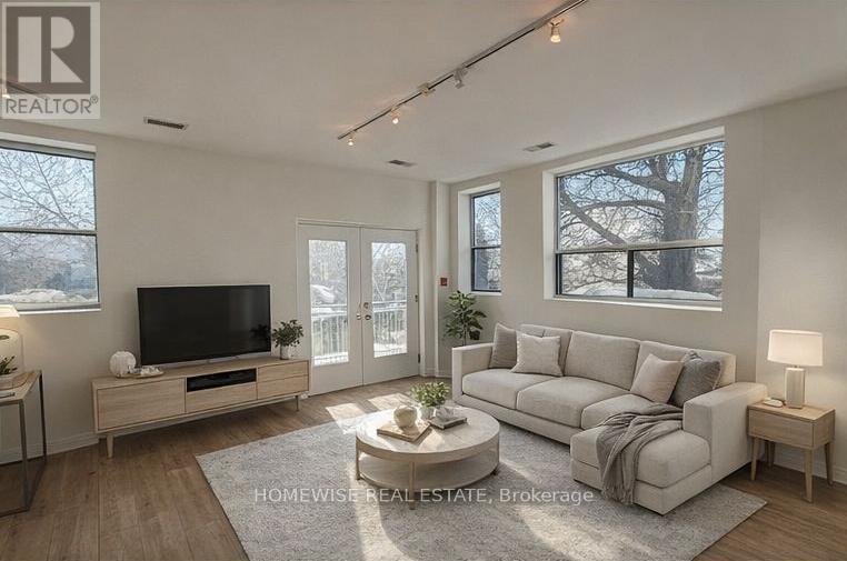 3 - 3635 DUNDAS STREET W, Toronto, Ontario