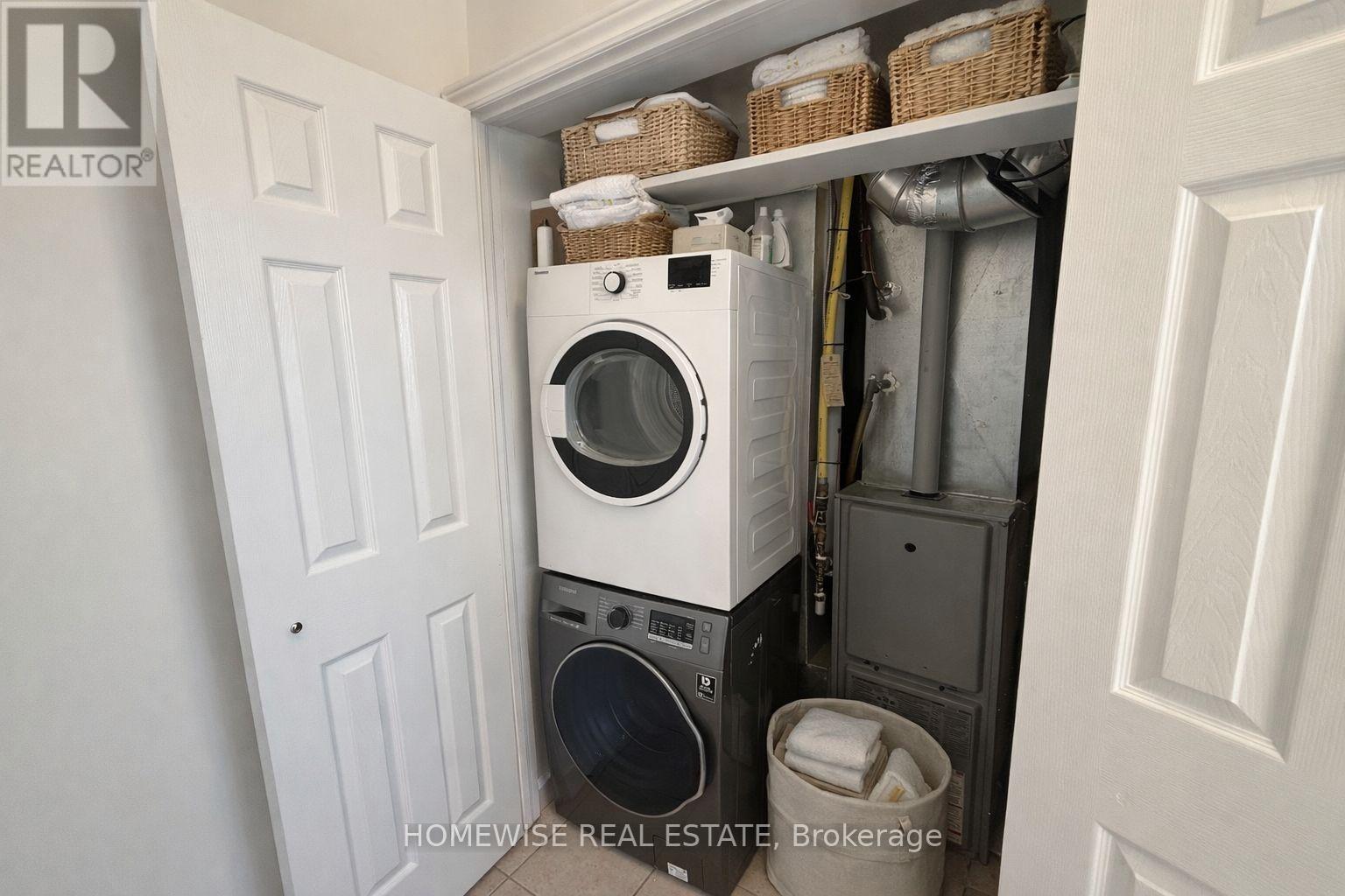 3 - 3635 Dundas Street W, Toronto, Ontario  M6S 2T2 - Photo 5 - W12742320