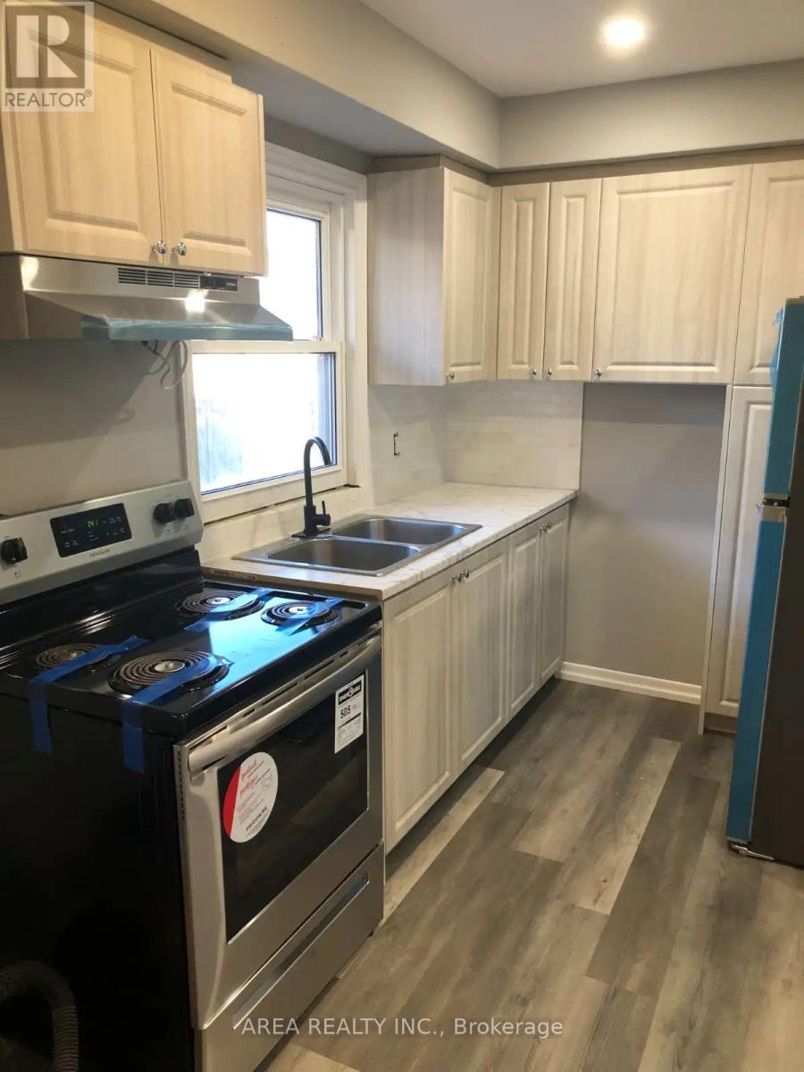 Unknown Address, ,     - Photo 2 - W12742330