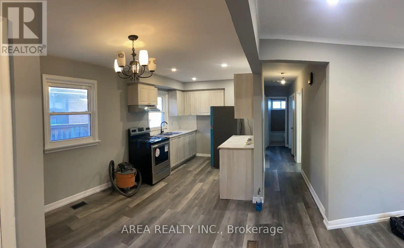 Unknown Address, ,     - Photo 3 - W12742330