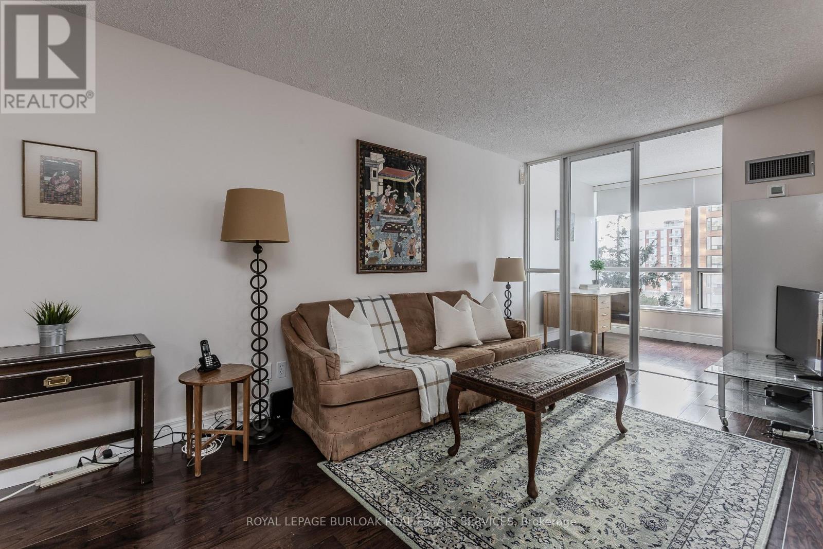 511 - 1276 Maple Crossing Boulevard, Burlington, Ontario  L7S 2J9 - Photo 5 - W12742340