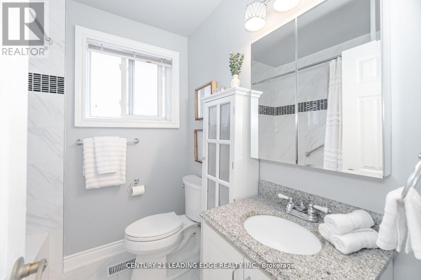 2574 Lundigan Drive, Mississauga, Ontario  L5J 3W1 - Photo 24 - W12742352