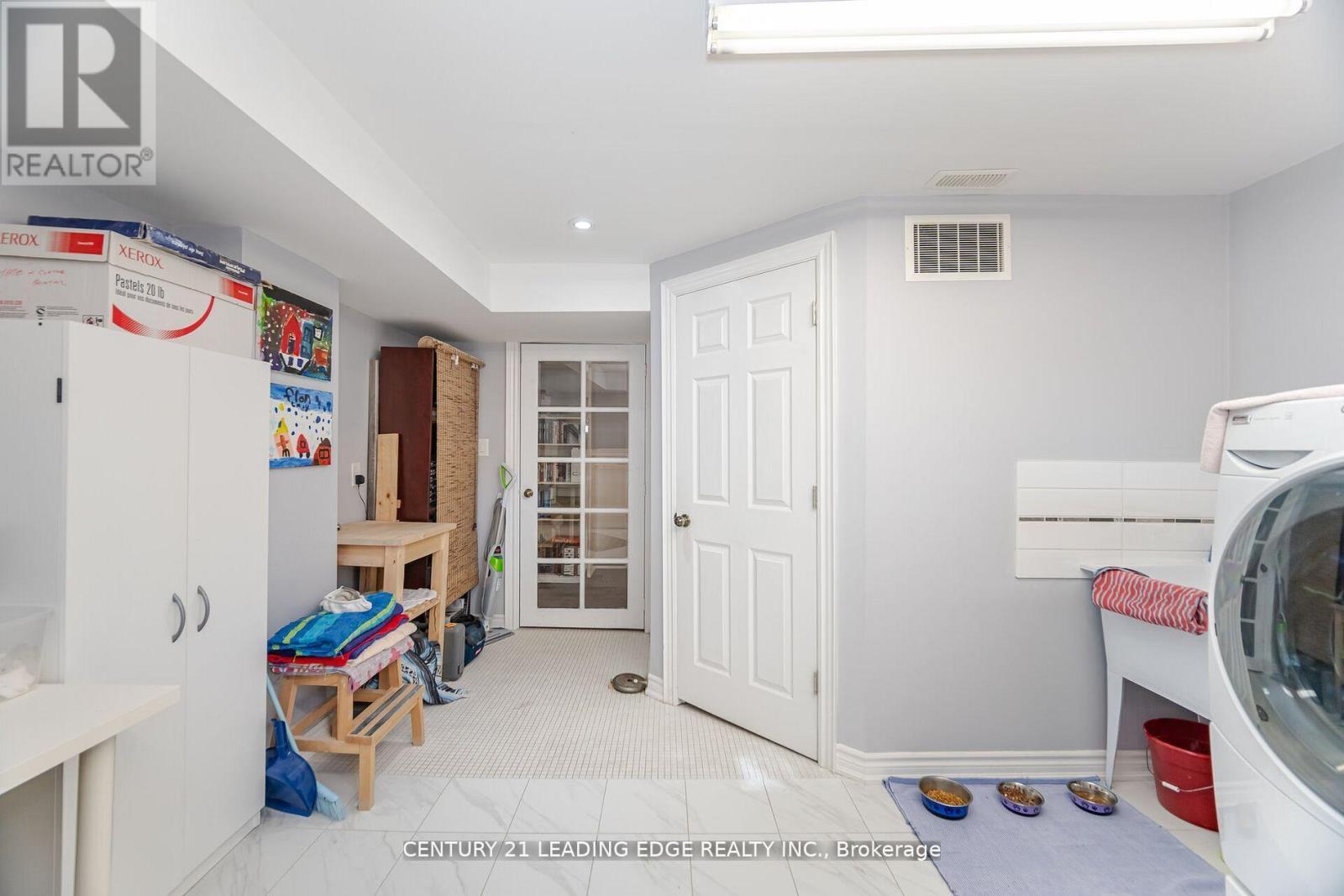 2574 Lundigan Drive, Mississauga, Ontario  L5J 3W1 - Photo 36 - W12742352