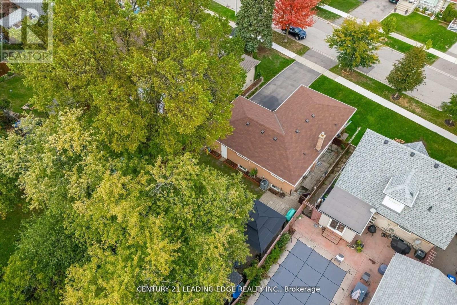 2574 Lundigan Drive, Mississauga, Ontario  L5J 3W1 - Photo 50 - W12742352