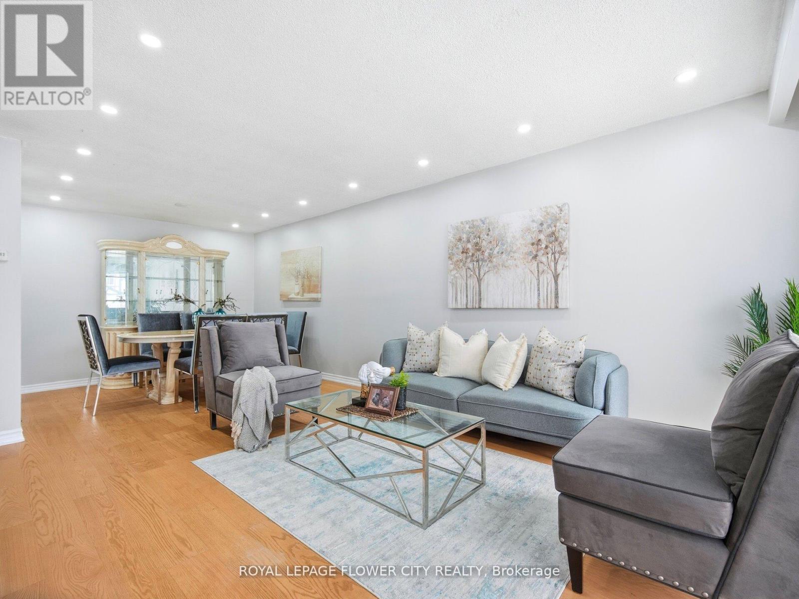 25 Abell Drive, Brampton, Ontario  L6V 2W1 - Photo 10 - W12742366